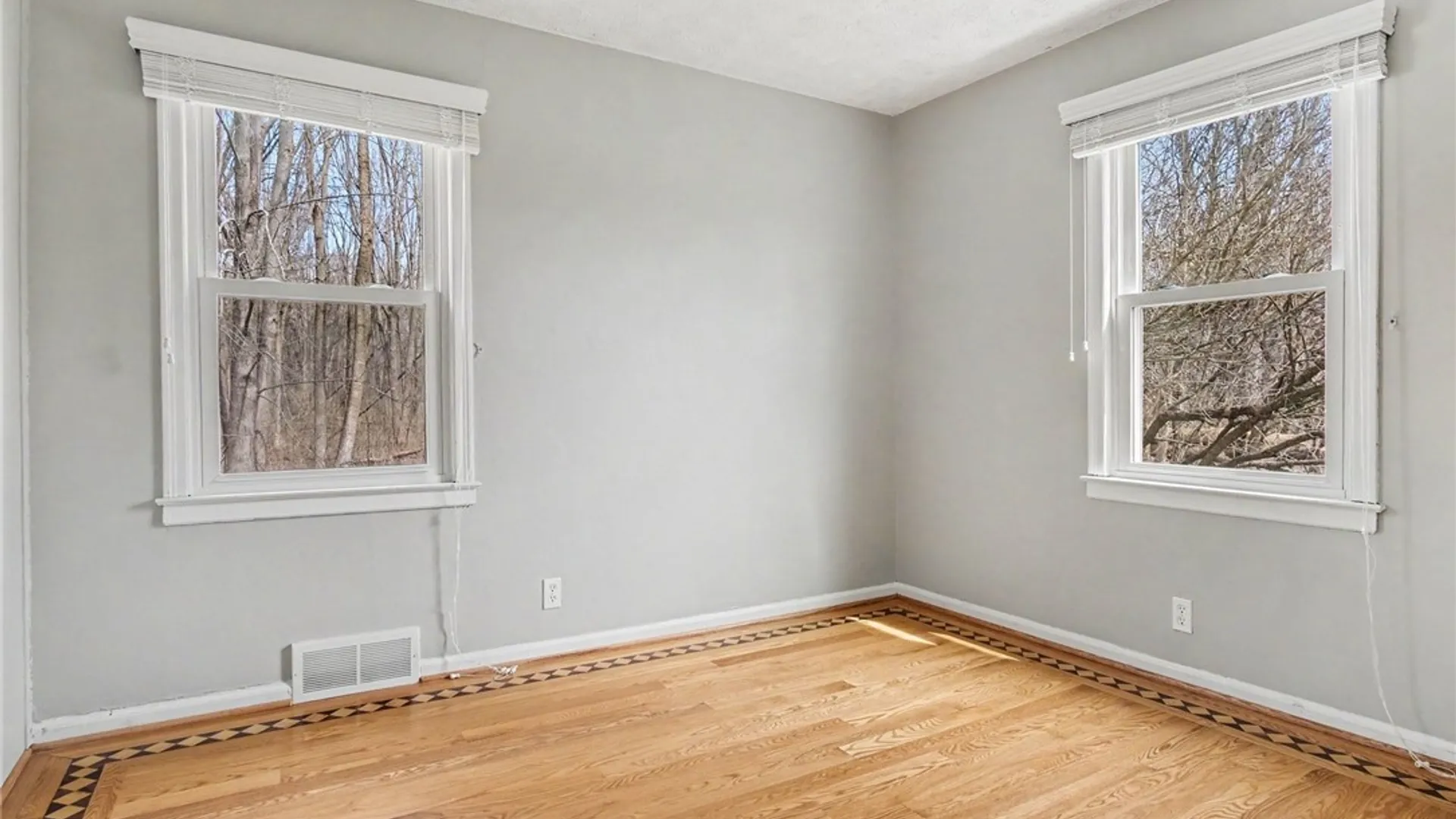 Property at 48 Chester Avenue, Chili, NY 14623 18