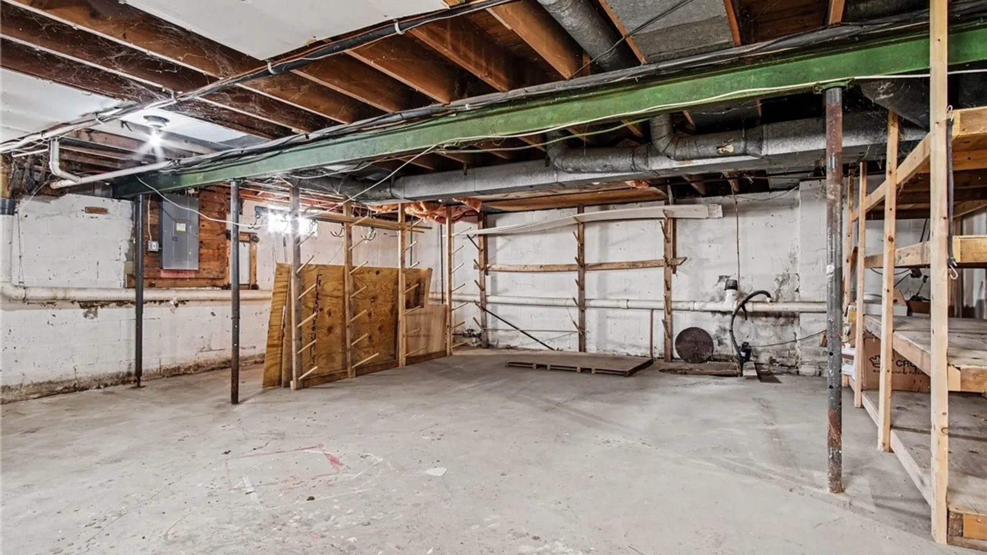 Property at 48 Chester Avenue, Chili, NY 14623 23