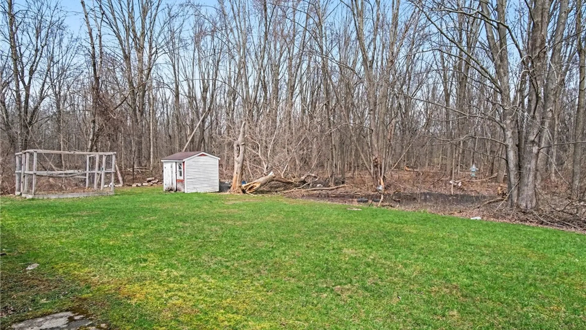 Property at 48 Chester Avenue, Chili, NY 14623 25
