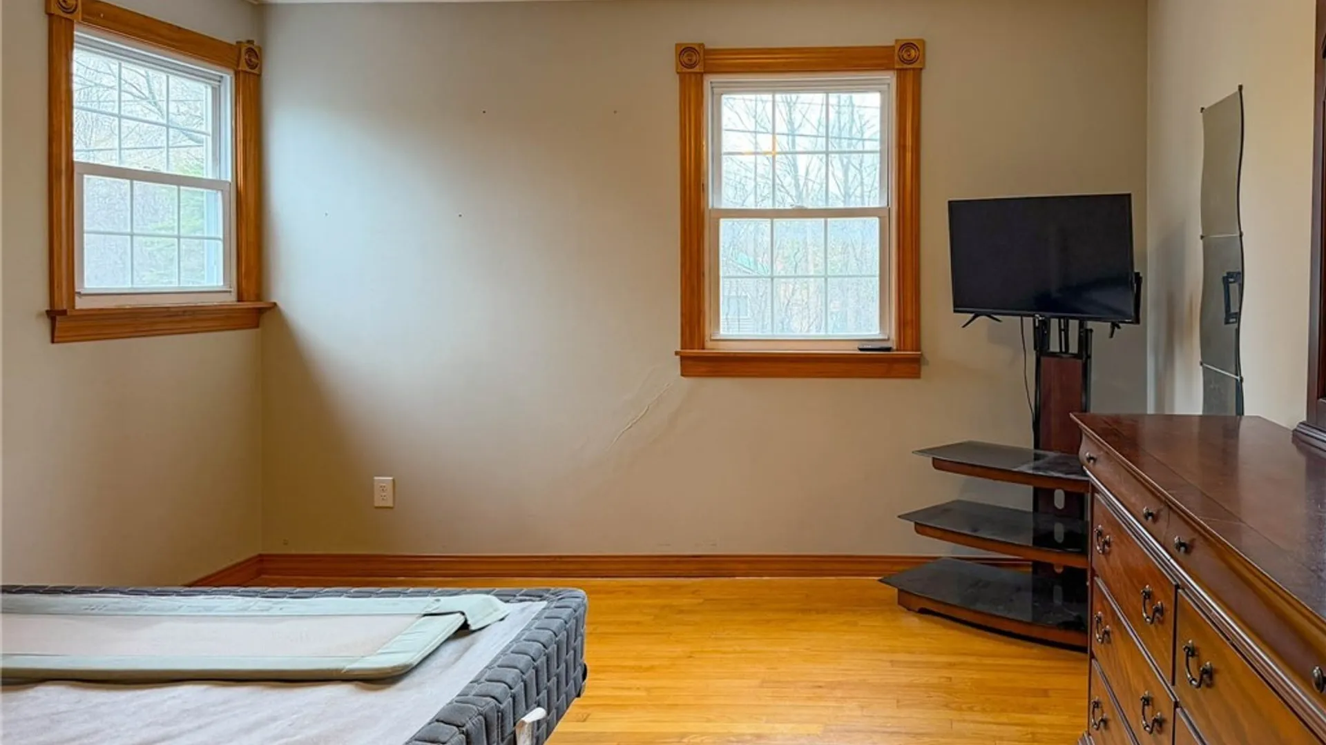 Property at 2955 Graffenburg Road, New Hartford, NY 13413 21