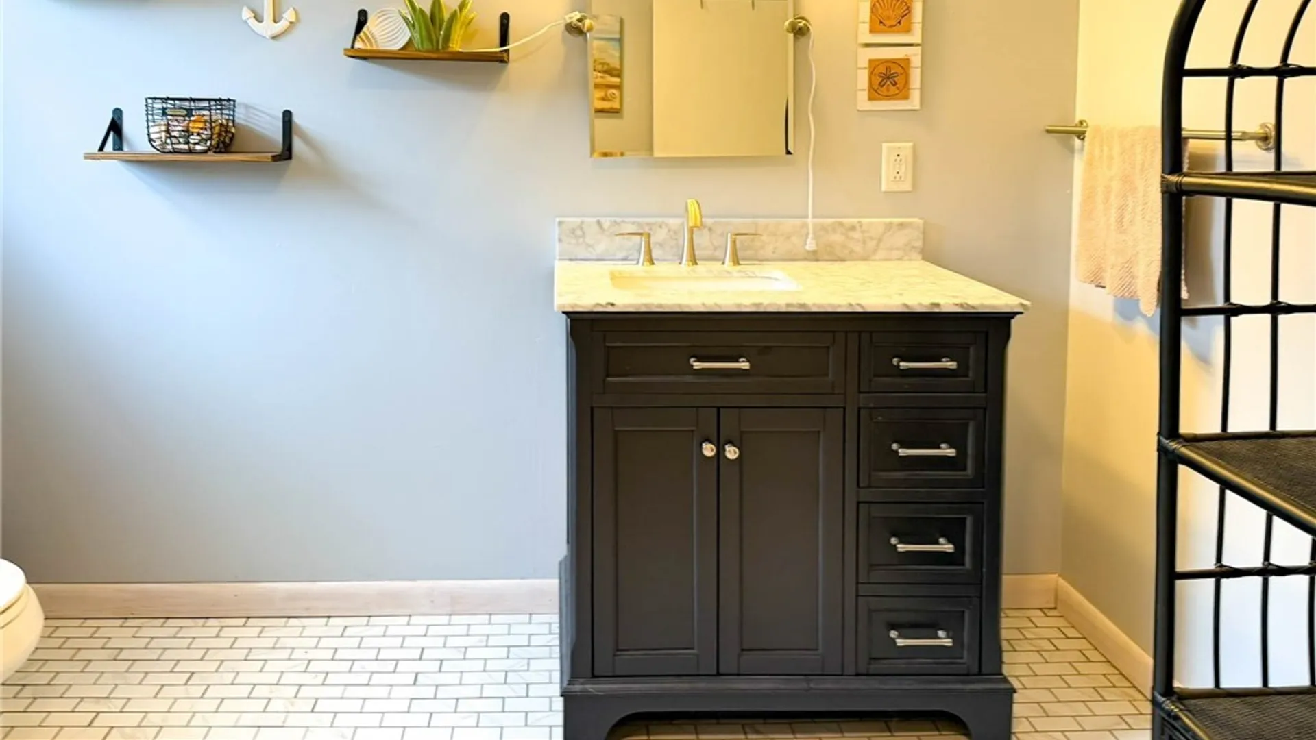 Property at 2955 Graffenburg Road, New Hartford, NY 13413 23