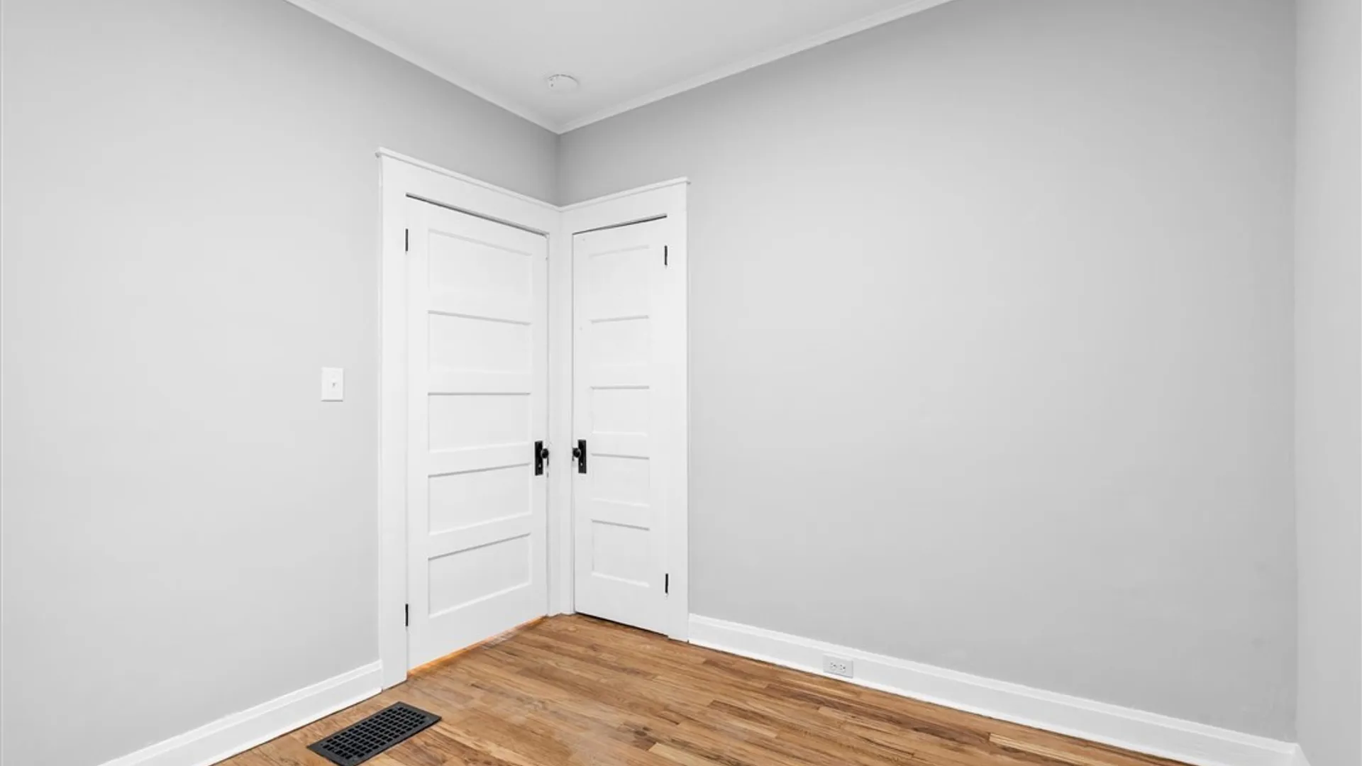 Property at 127 Schuler Street, Syracuse, NY 13203 14