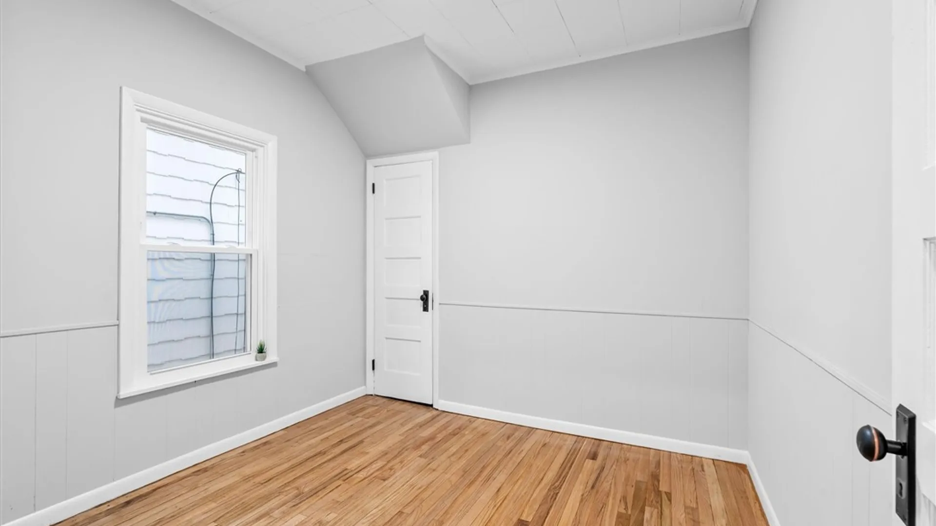 Property at 127 Schuler Street, Syracuse, NY 13203 15