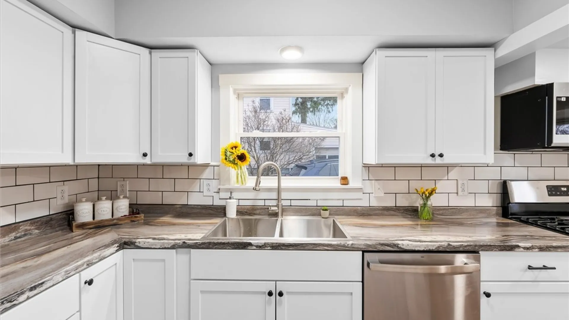 Property at 127 Schuler Street, Syracuse, NY 13203 19