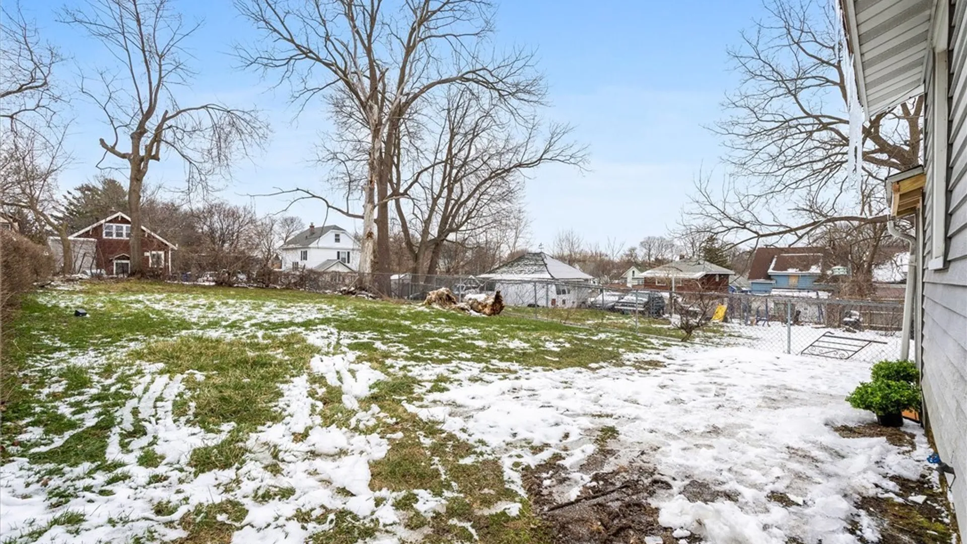 Property at 127 Schuler Street, Syracuse, NY 13203 27