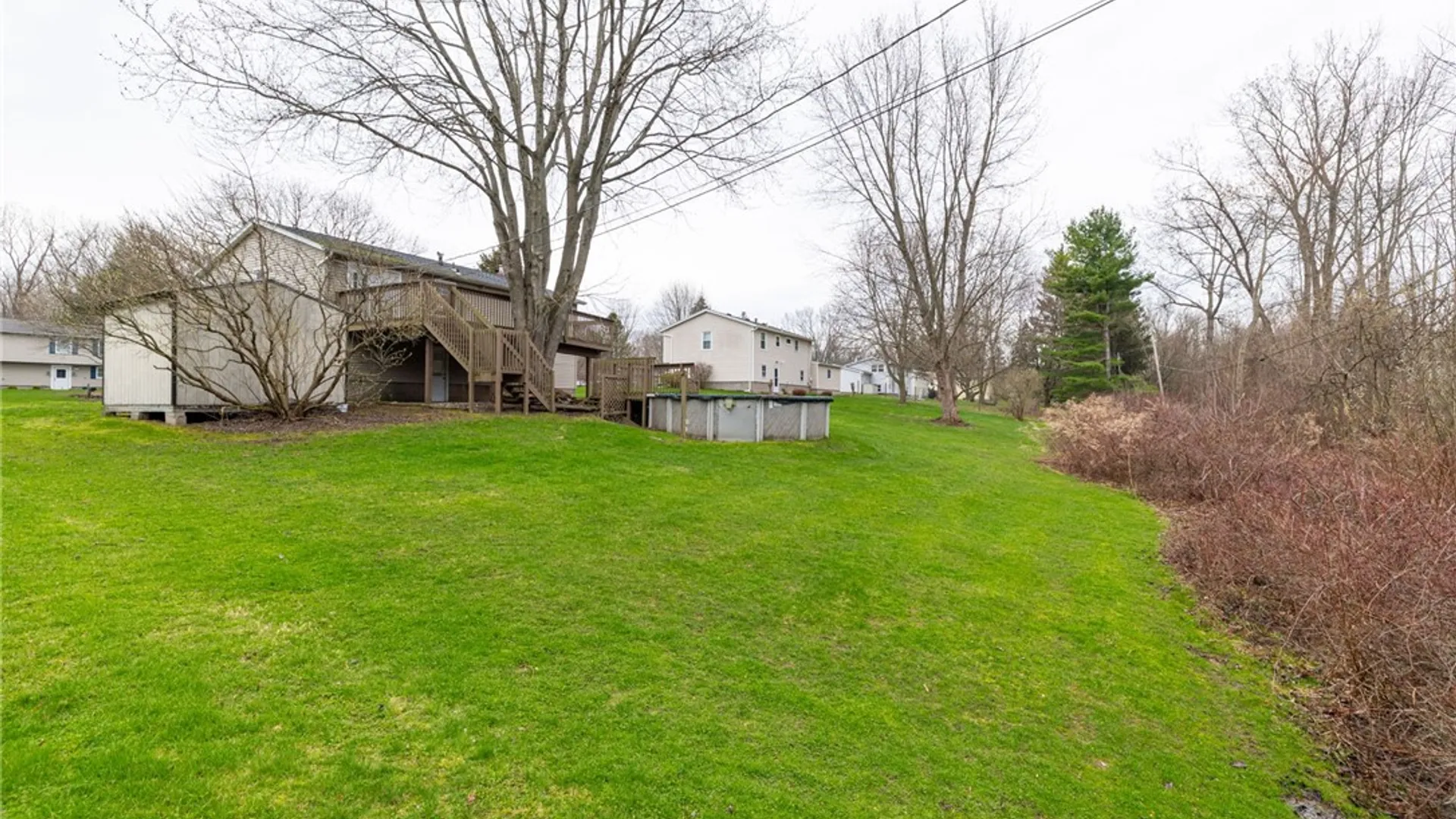 Property at 6119 Hollybush Lane, Ontario, NY 14519 4