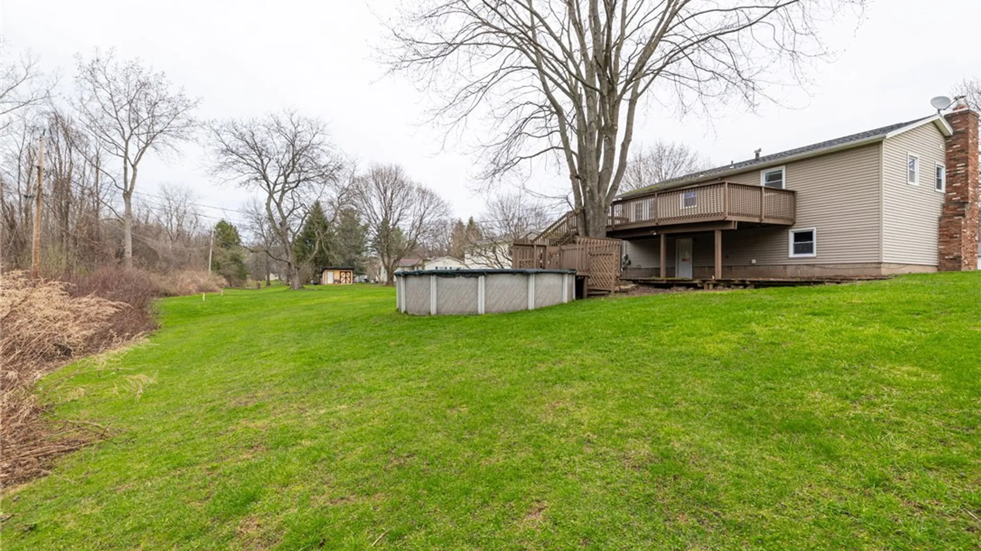 Property at 6119 Hollybush Lane, Ontario, NY 14519 5