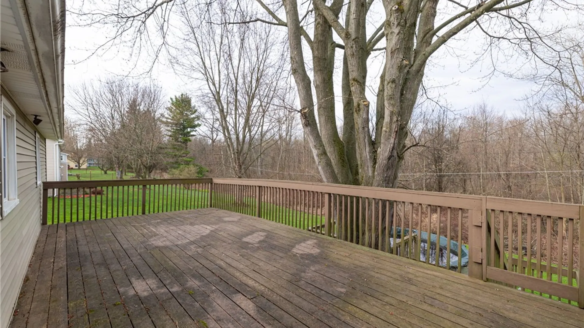 Property at 6119 Hollybush Lane, Ontario, NY 14519 8