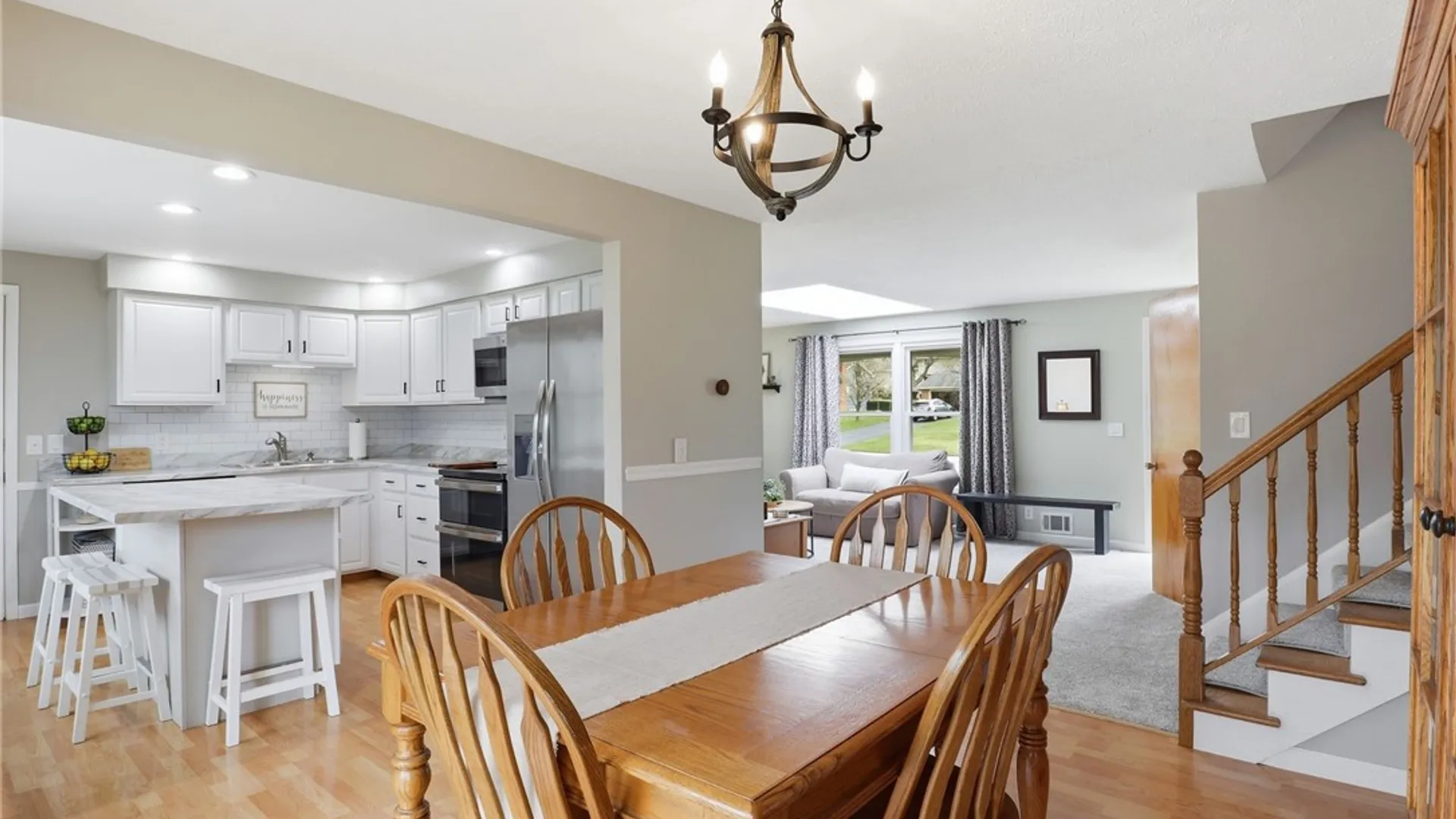 Property at 11 Saxony Road, Pittsford, NY 14534 12