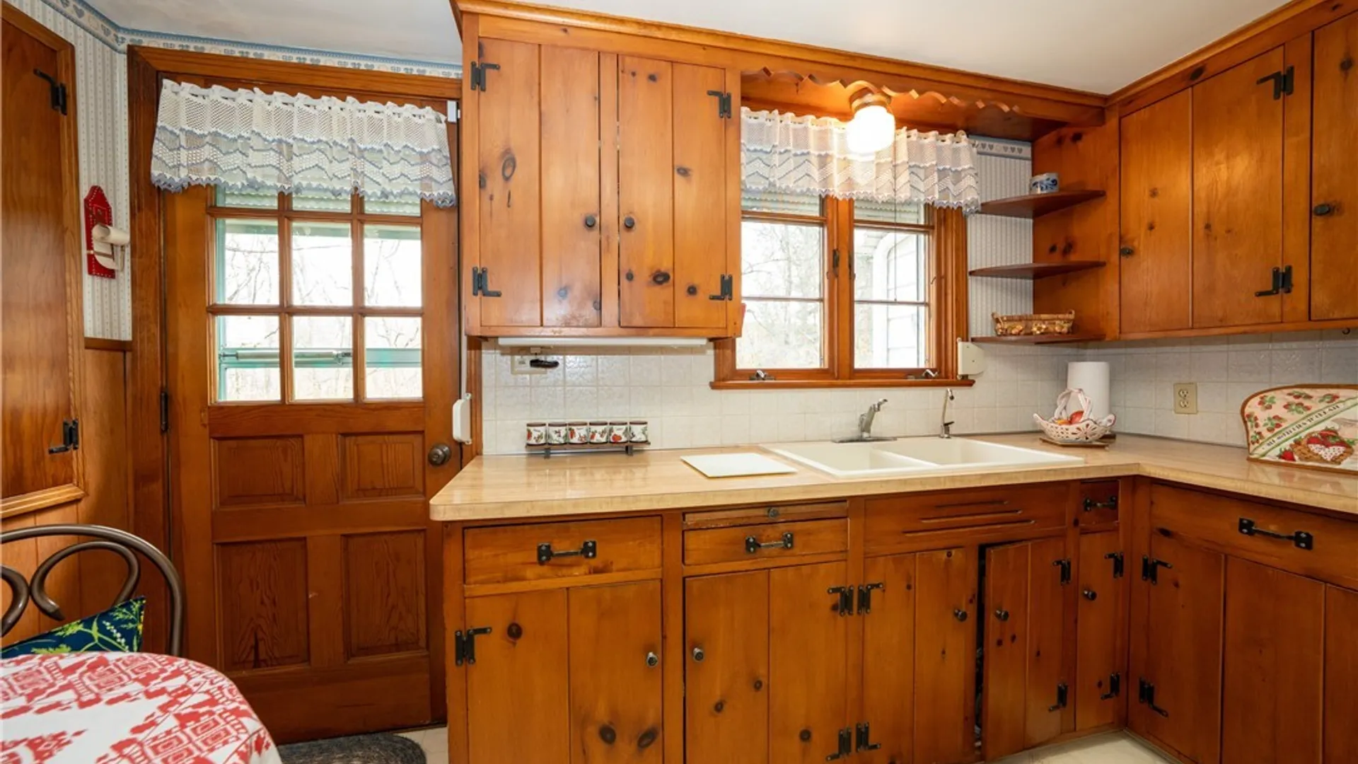 Property at 7587 Back Creek Road, Boston, NY 14075 8