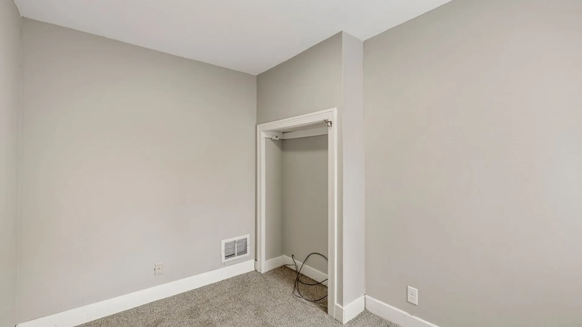 Property at 428 Normal Avenue, Buffalo, NY 14213 22