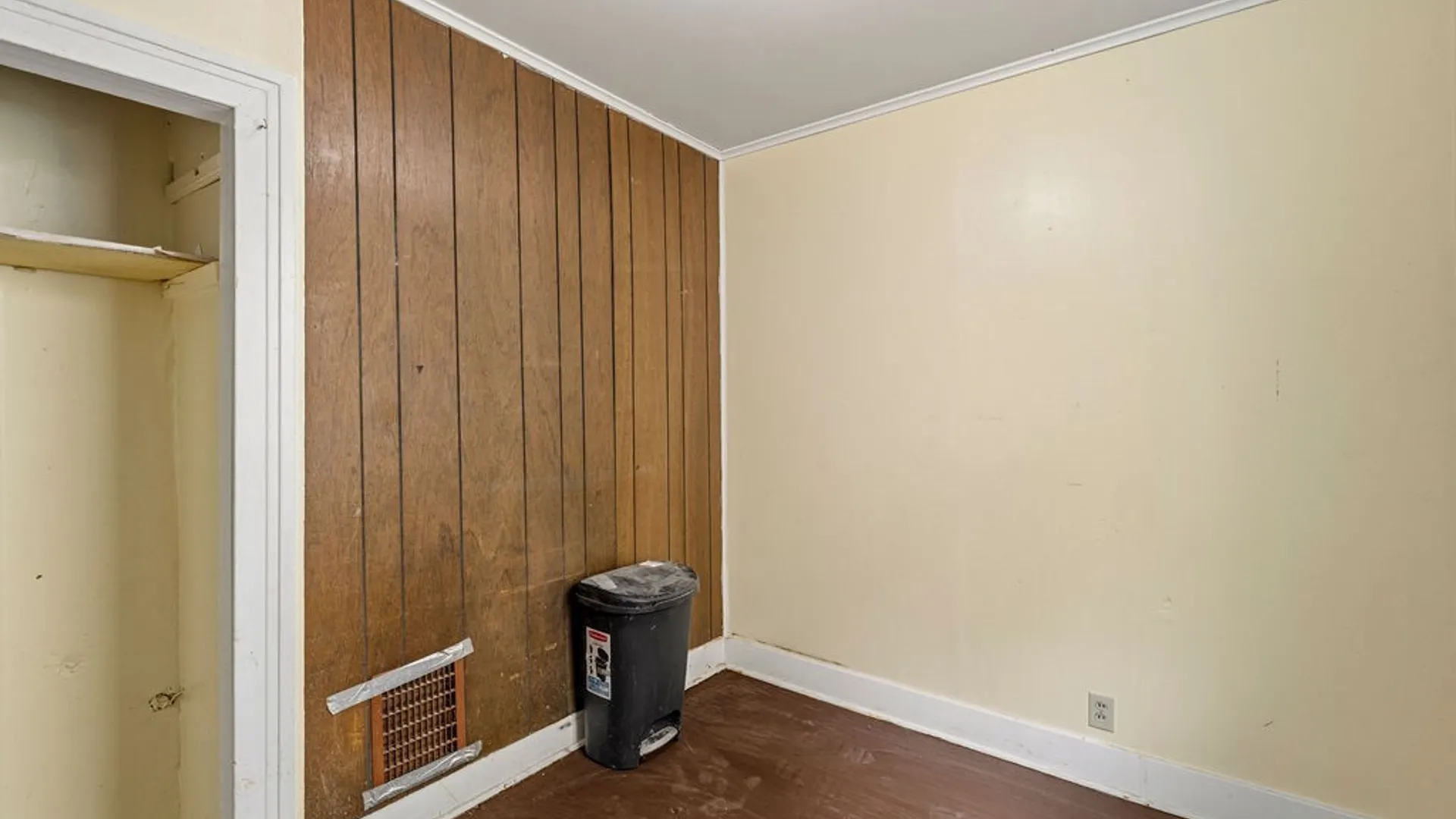 Property at 428 Normal Avenue, Buffalo, NY 14213 24