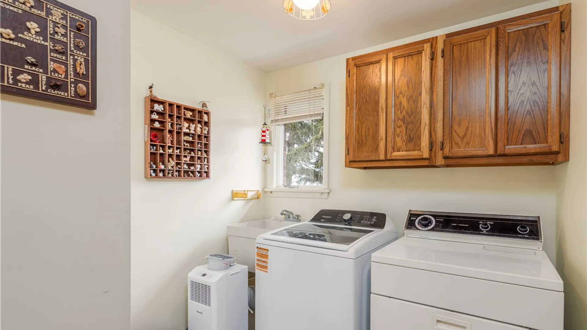 Property at 12 Lighthouse Rd, Parma, NY 14468 22