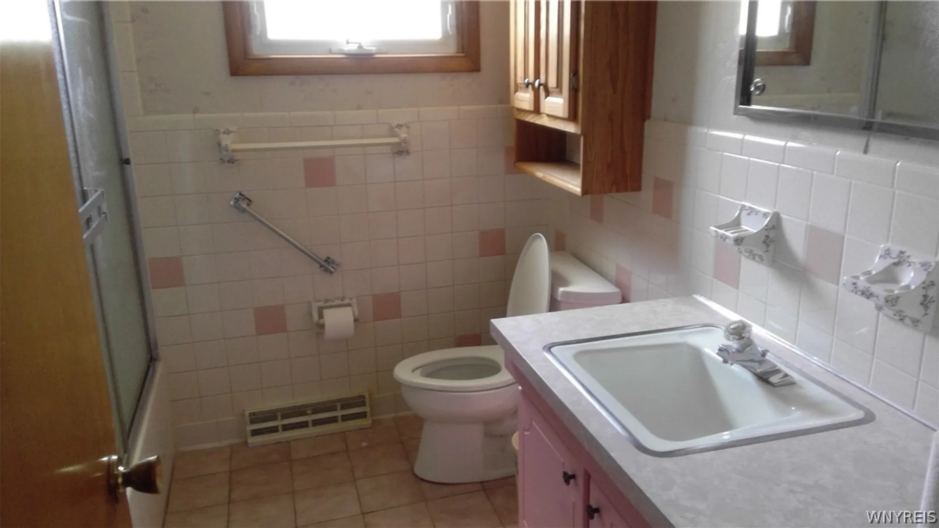 Property at 70 Fairelm Lane, Cheektowaga, NY 14227 7