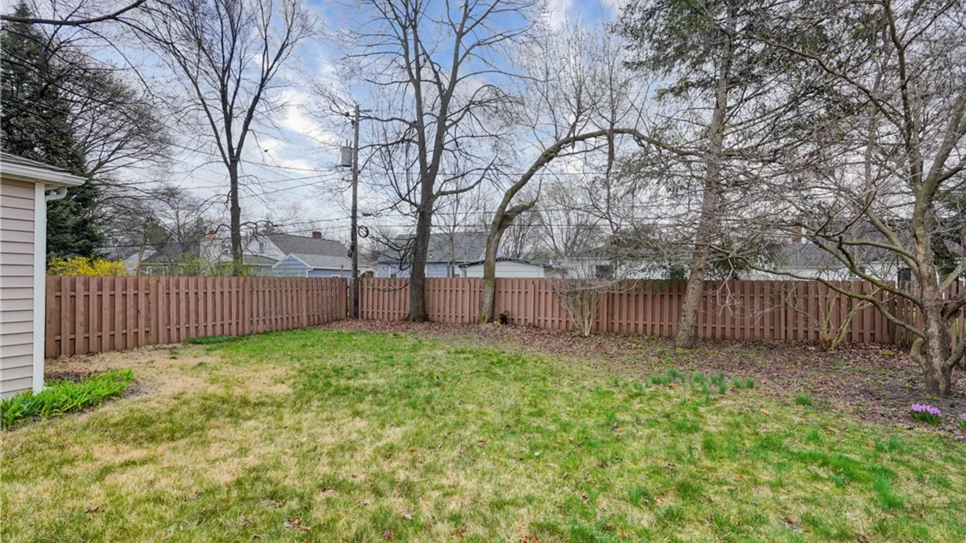 Property at 269 Hartsdale Road, Irondequoit, NY 14622 44