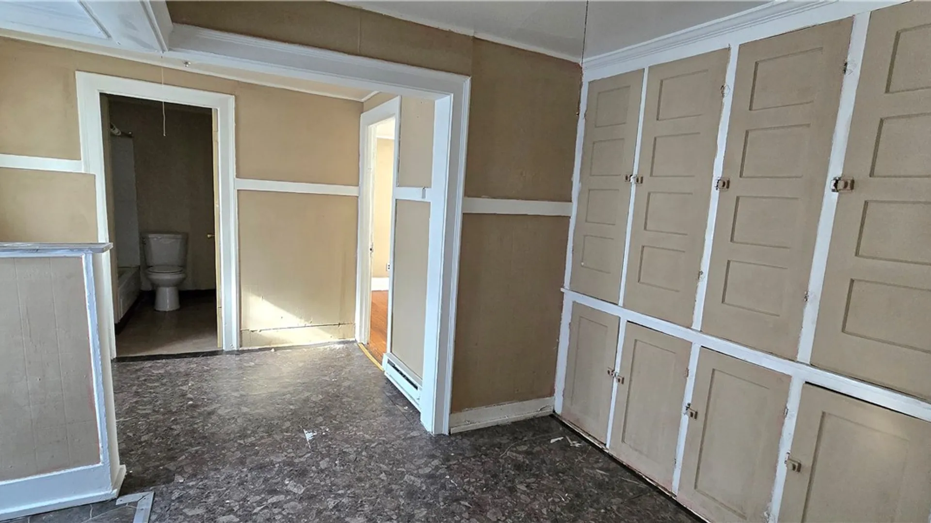 Property at 274 Champlain Street, Rochester, NY 14608 18