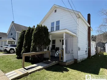 15 Fairbanks Avenue, Bradford City, PA 16701