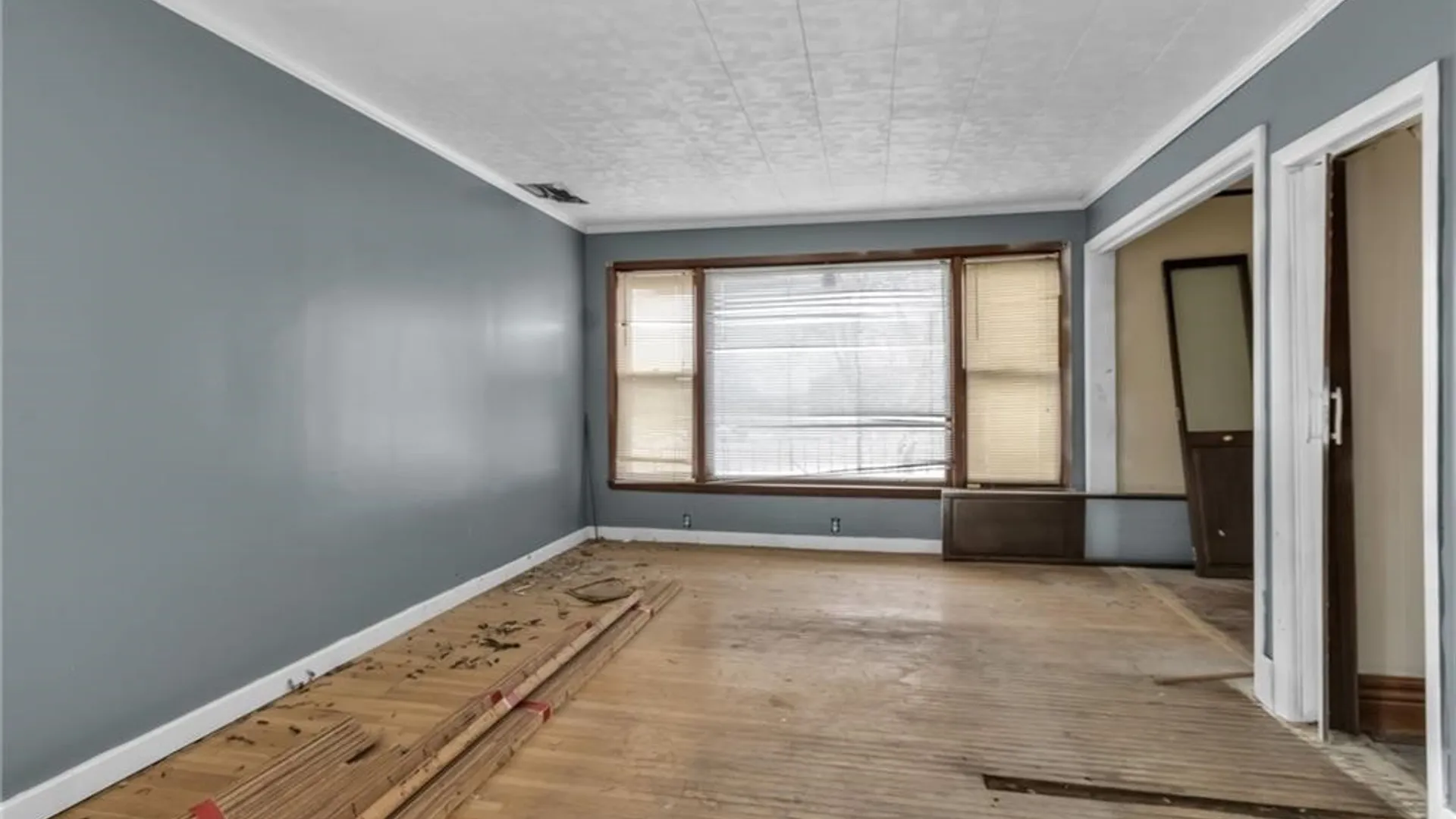 Property at 99 Lakeview Avenue, Buffalo, NY 14201 32