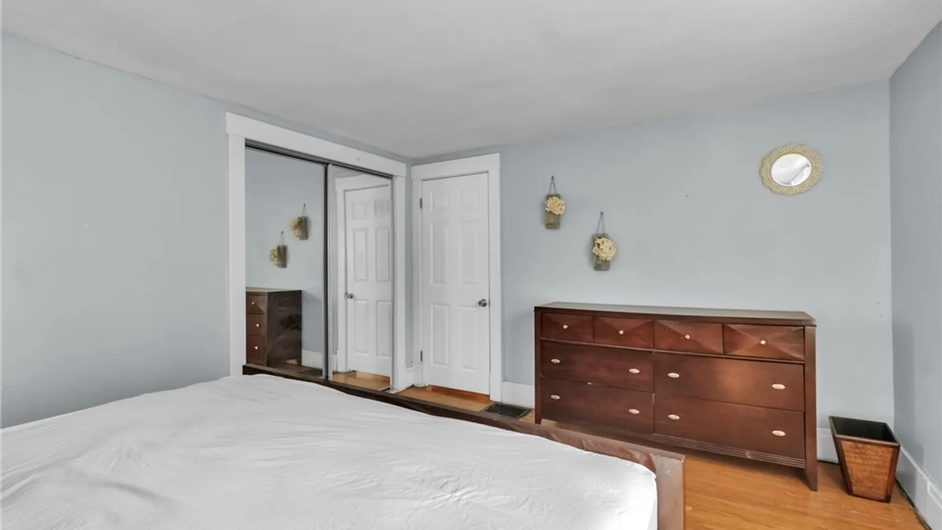 Property at 69 Pfohl Place, Amherst, NY 14221 33