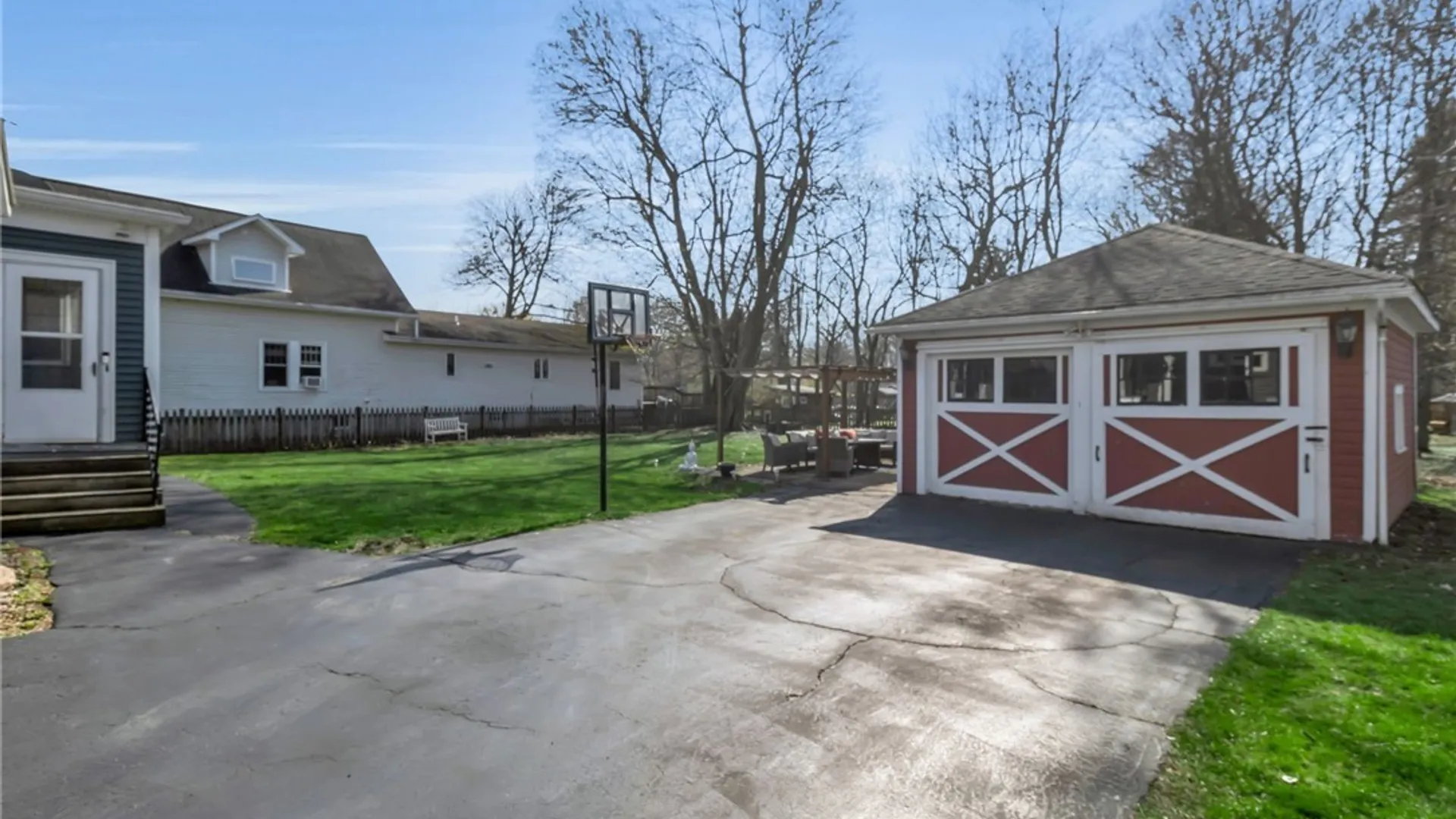 Property at 69 Pfohl Place, Amherst, NY 14221 8