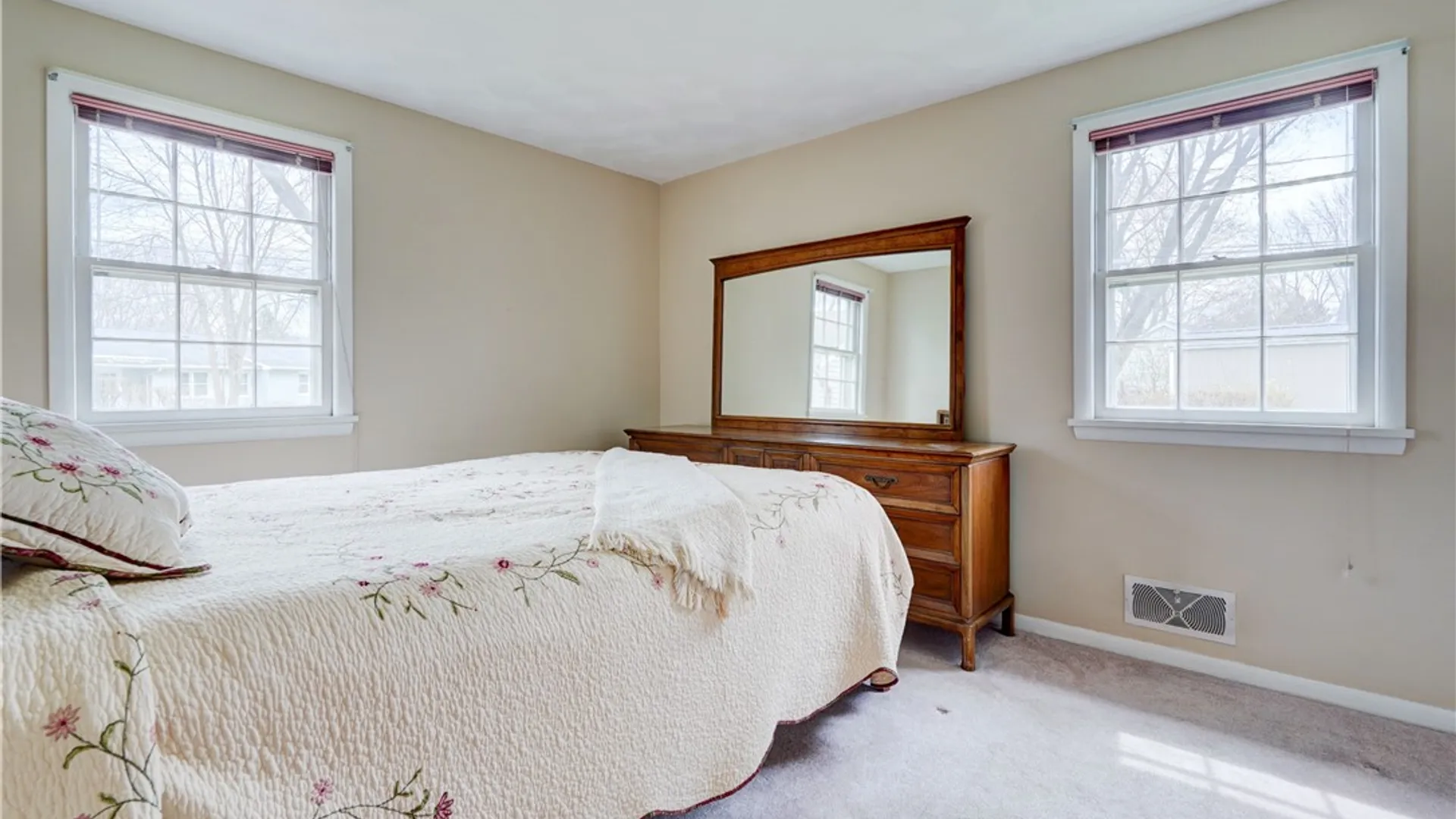Property at 139 Camille Drive, Greece, NY 14612 23