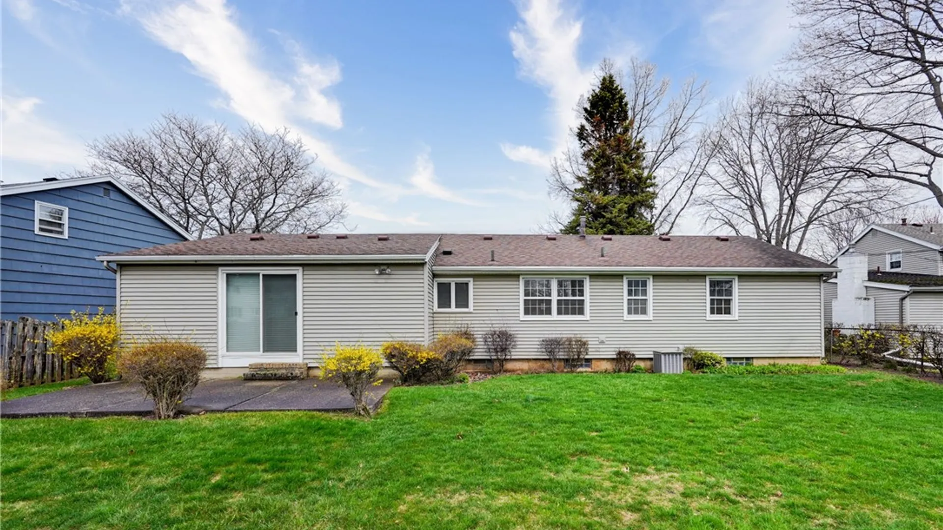 Property at 139 Camille Drive, Greece, NY 14612 33