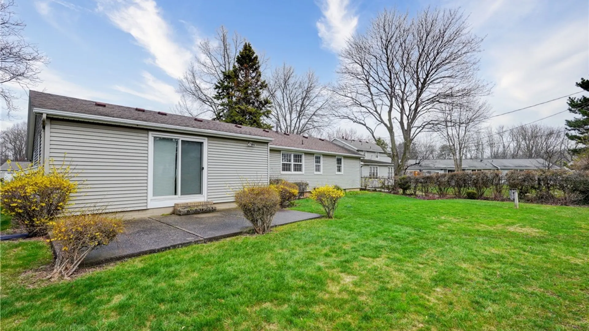 Property at 139 Camille Drive, Greece, NY 14612 34