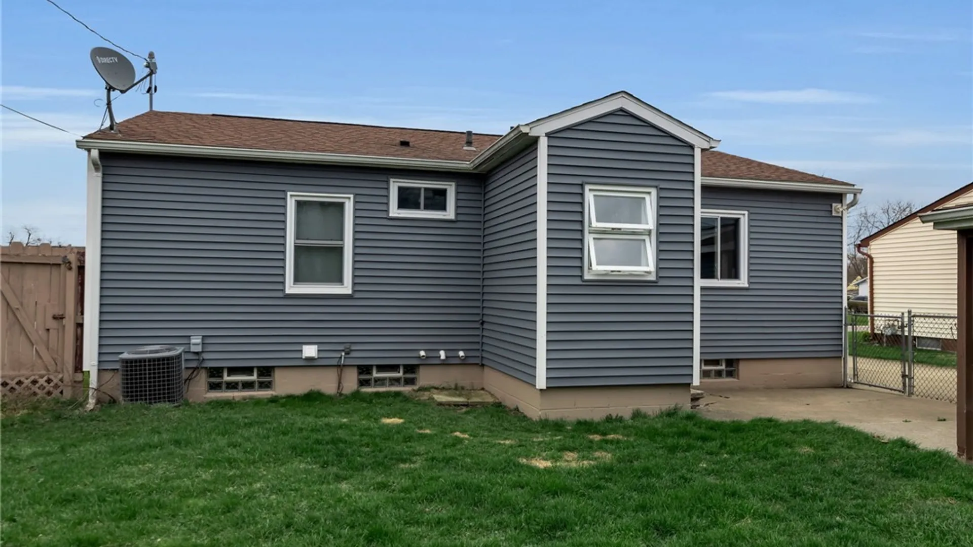 Property at 92 Bissell Avenue, Cheektowaga, NY 14043 5