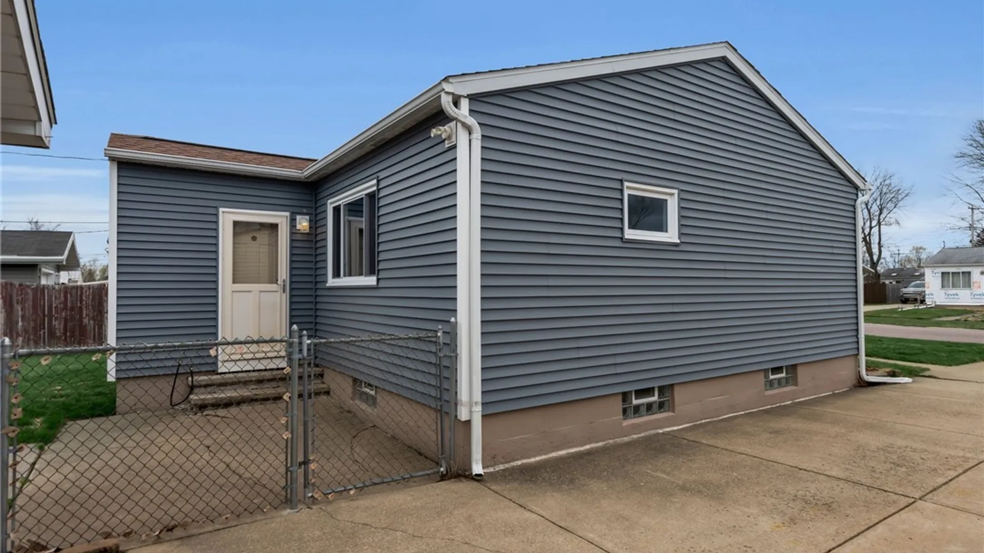 Property at 92 Bissell Avenue, Cheektowaga, NY 14043 7