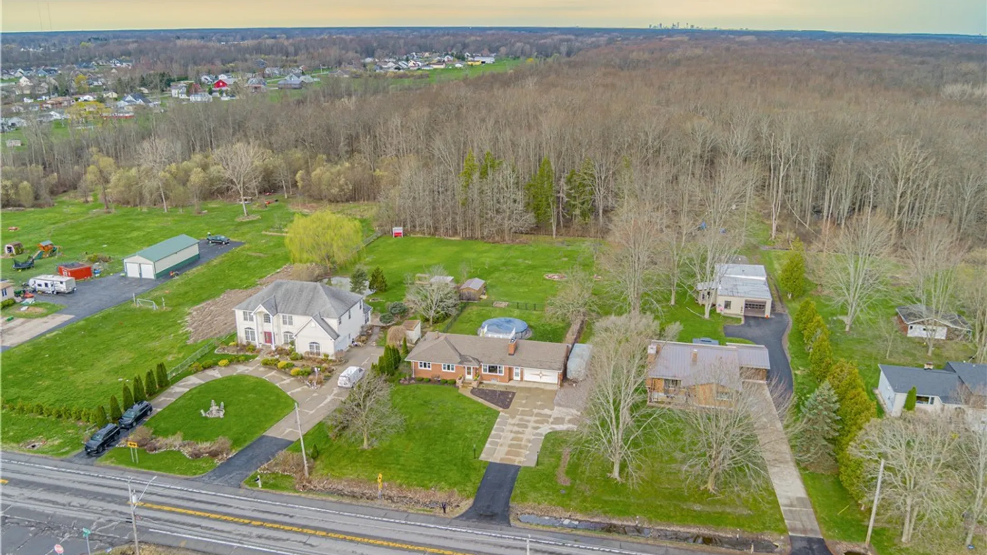 Property at 6998 Shawnee Road, Wheatfield, NY 14120 40