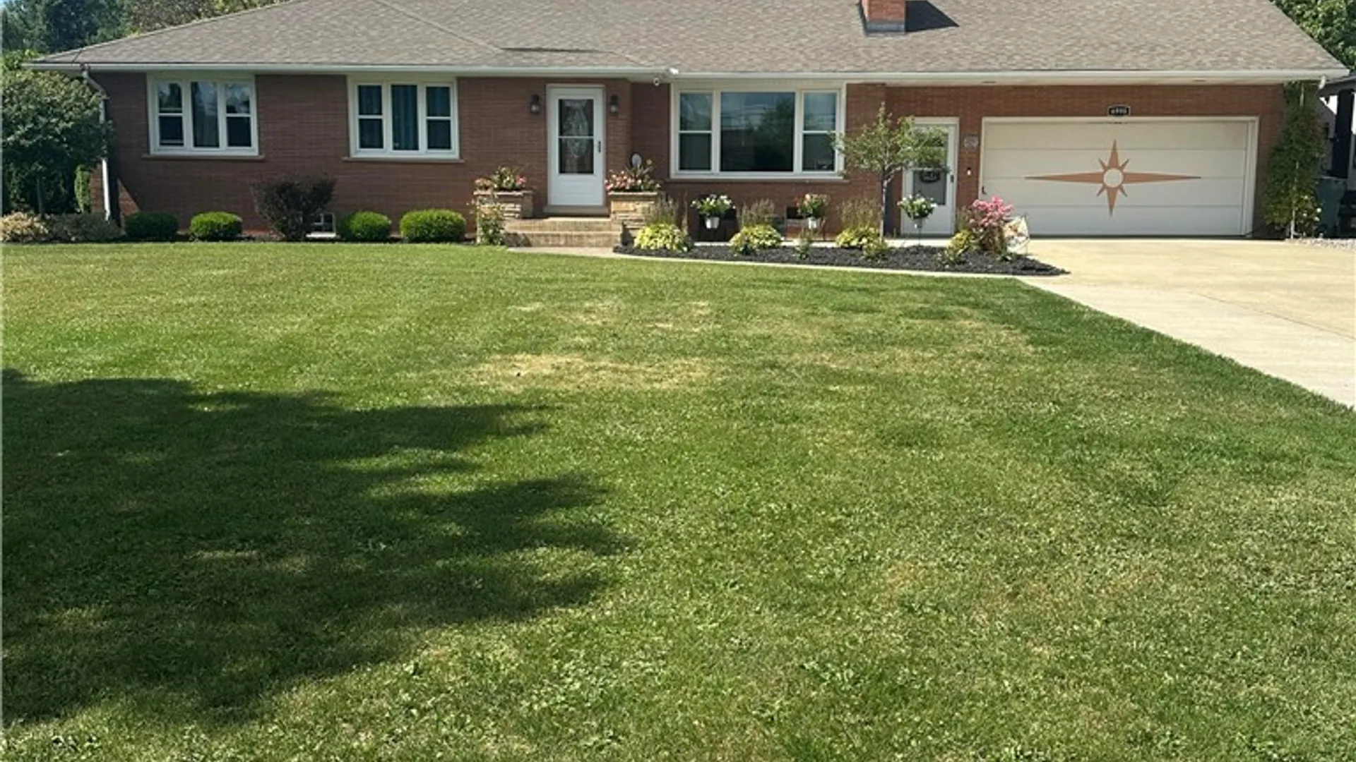 Property at 6998 Shawnee Road, Wheatfield, NY 14120 41