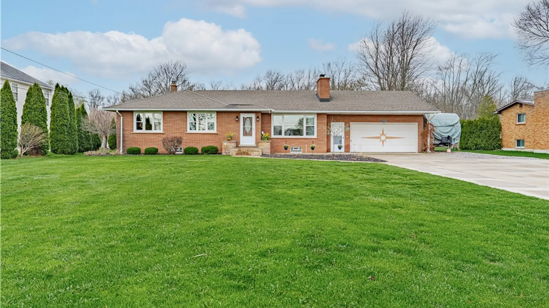 Property at 6998 Shawnee Road, Wheatfield, NY 14120 43