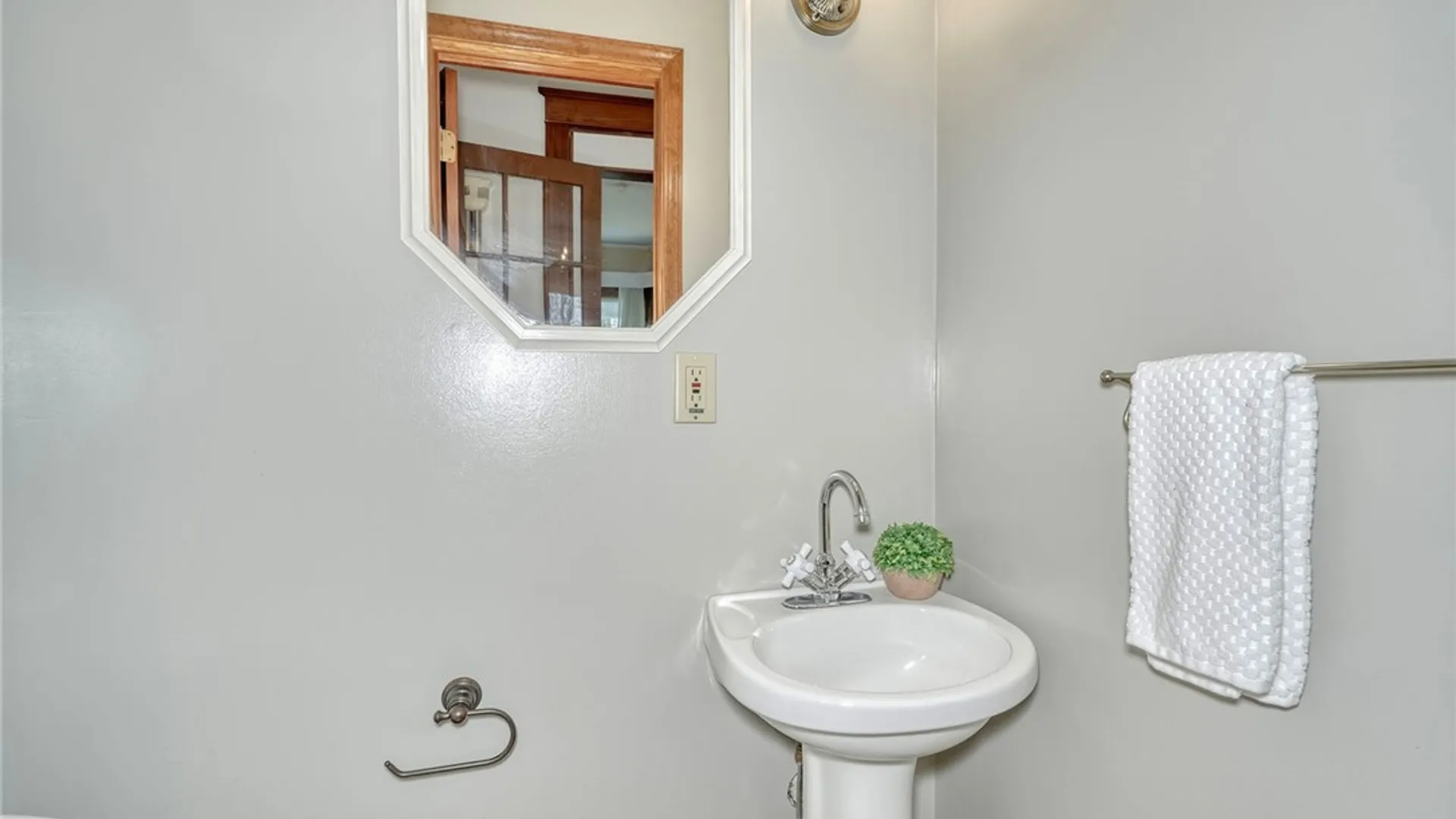 Property at 65 Ontario Street, Mendon, NY 14472 23