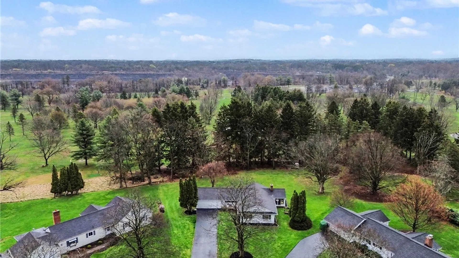 Property at 91 Skyview Lane, Penfield, NY 14625 32