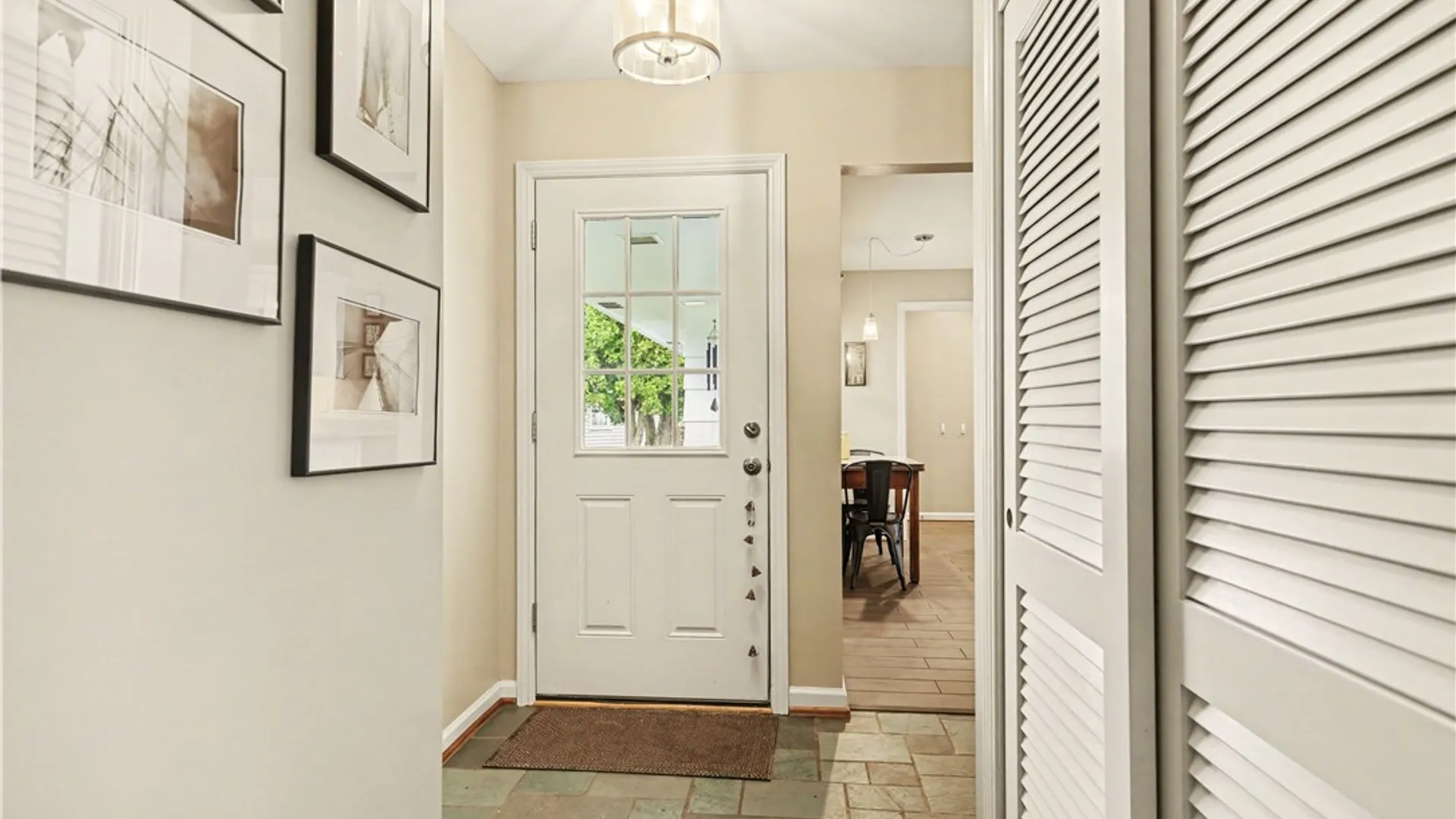 Property at 91 Skyview Lane, Penfield, NY 14625 4