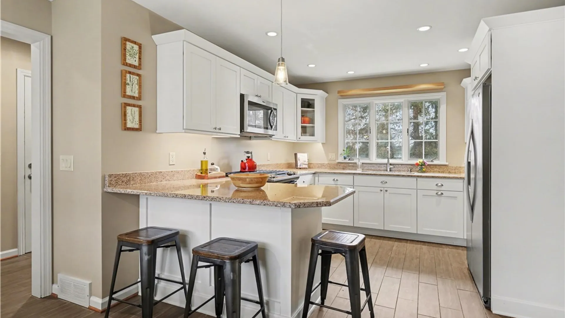 Property at 91 Skyview Lane, Penfield, NY 14625 7