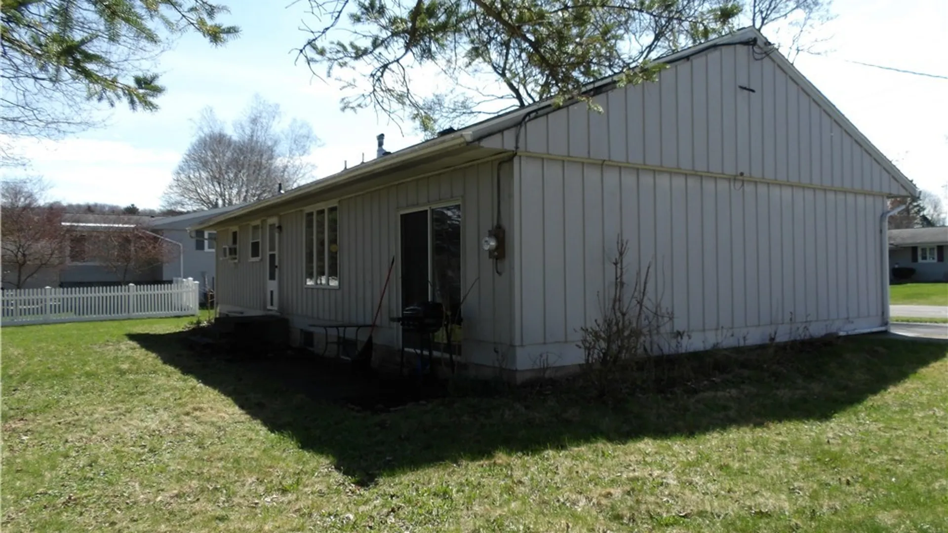 Property at 839 Lamont Circle, Cortlandville, NY 13045 27