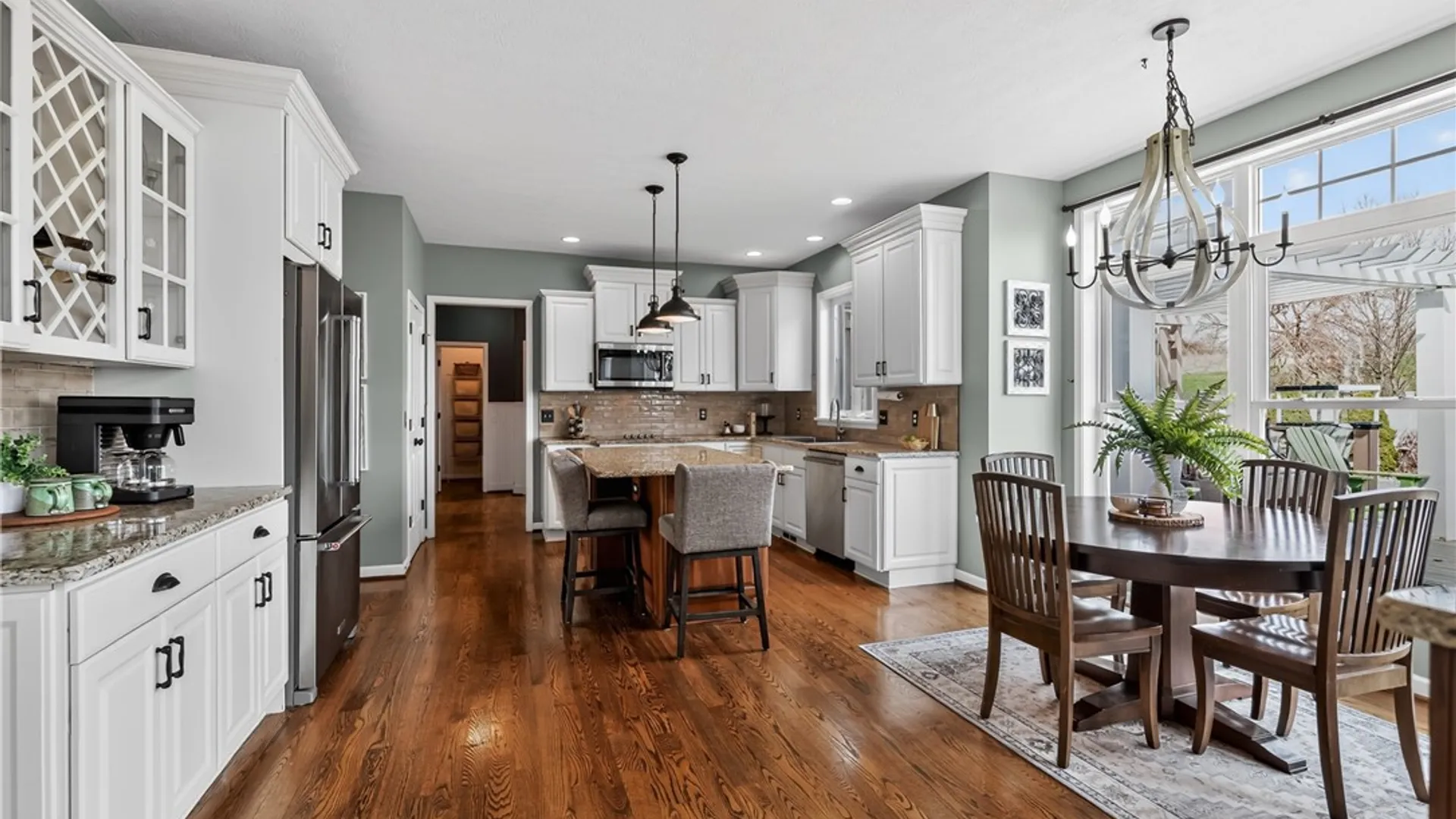 Property at 6664 Saint Johns Parkway, Victor, NY 14564 11