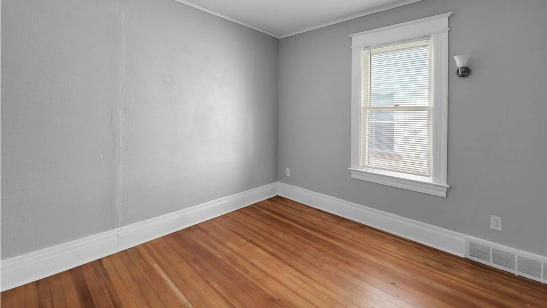 Property at 546 Magee Avenue, Rochester, NY 14613 22