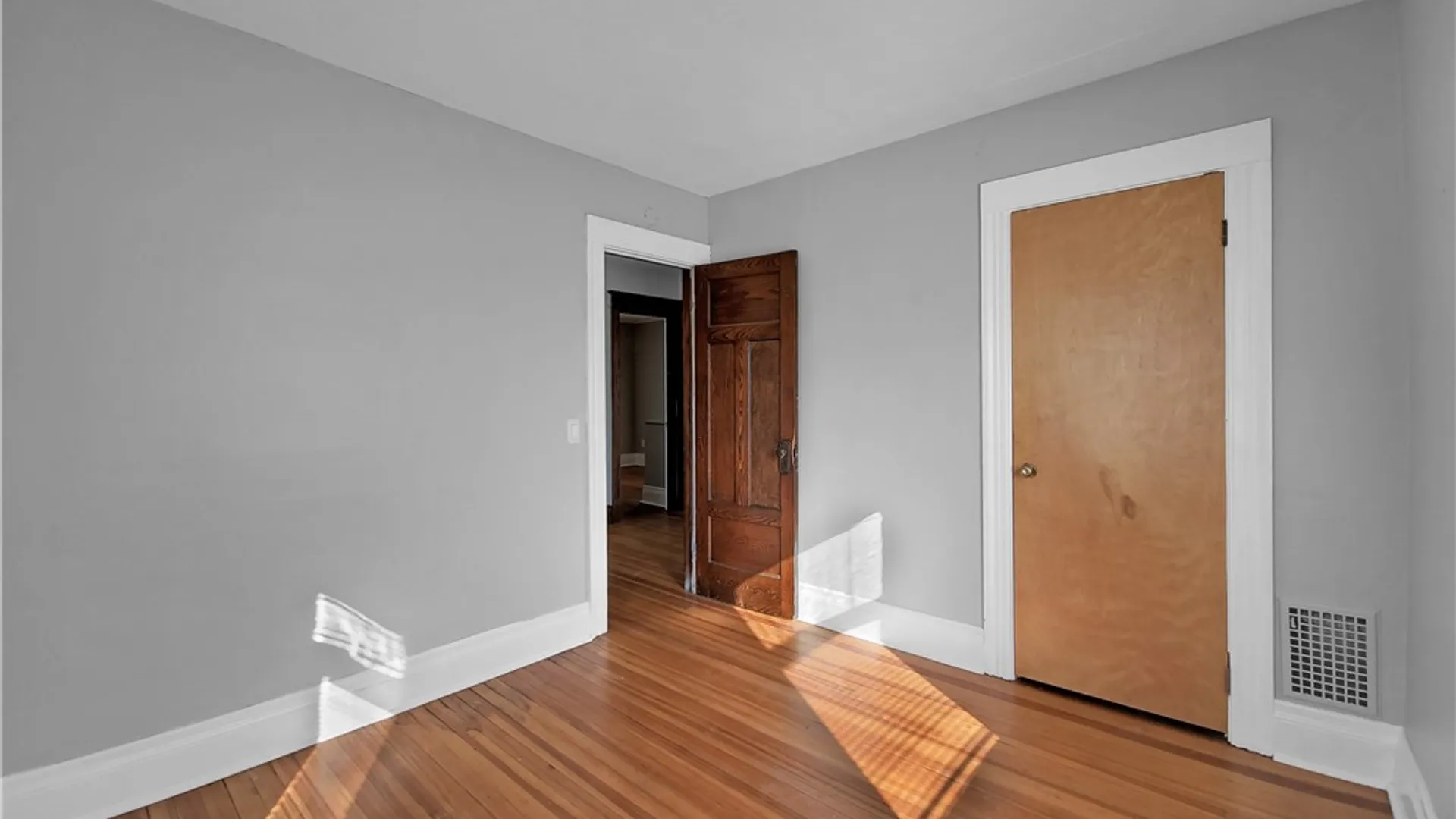 Property at 546 Magee Avenue, Rochester, NY 14613 26