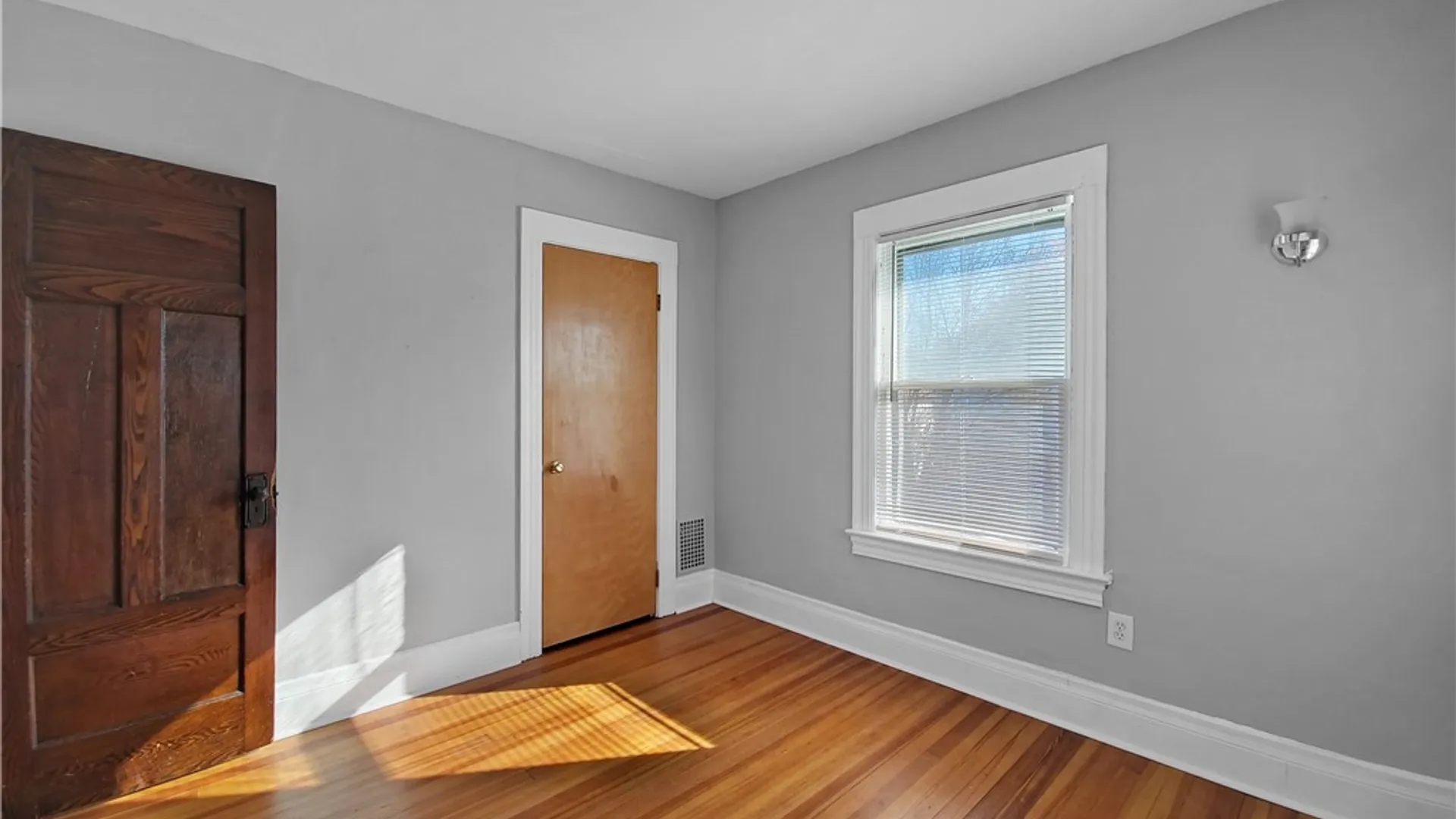 Property at 546 Magee Avenue, Rochester, NY 14613 28