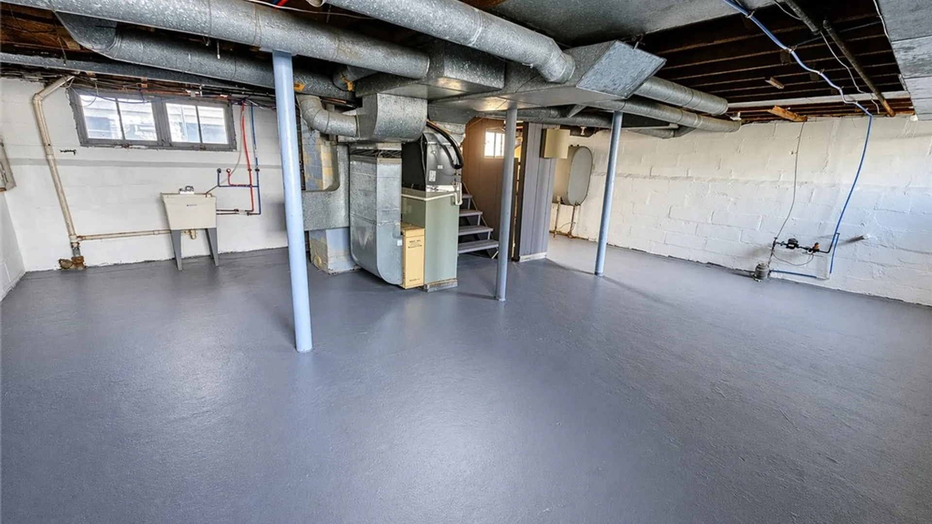 Property at 546 Magee Avenue, Rochester, NY 14613 35