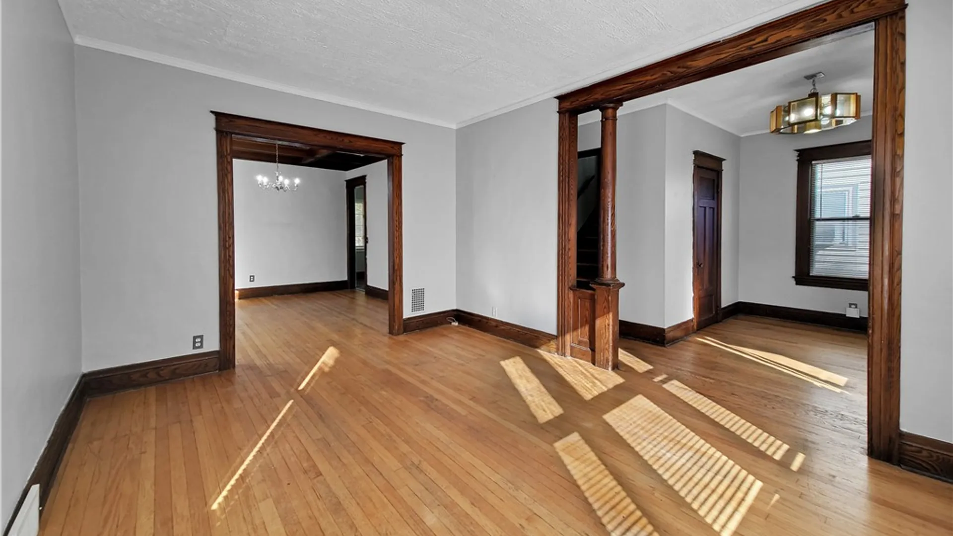 Property at 546 Magee Avenue, Rochester, NY 14613 4