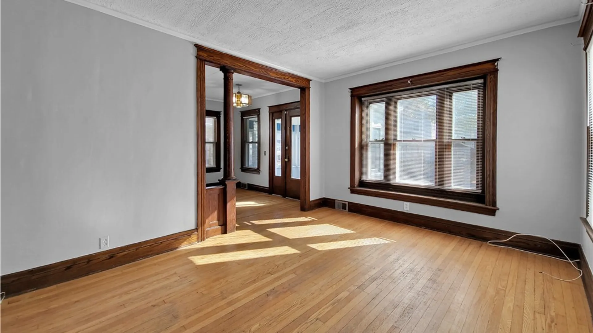 Property at 546 Magee Avenue, Rochester, NY 14613 5