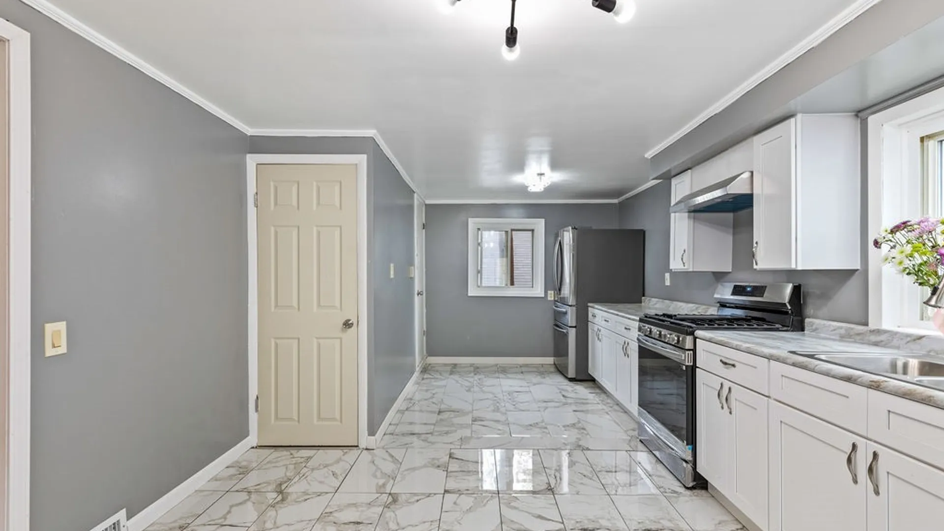 Property at 410 John Street, Syracuse, NY 13208 12