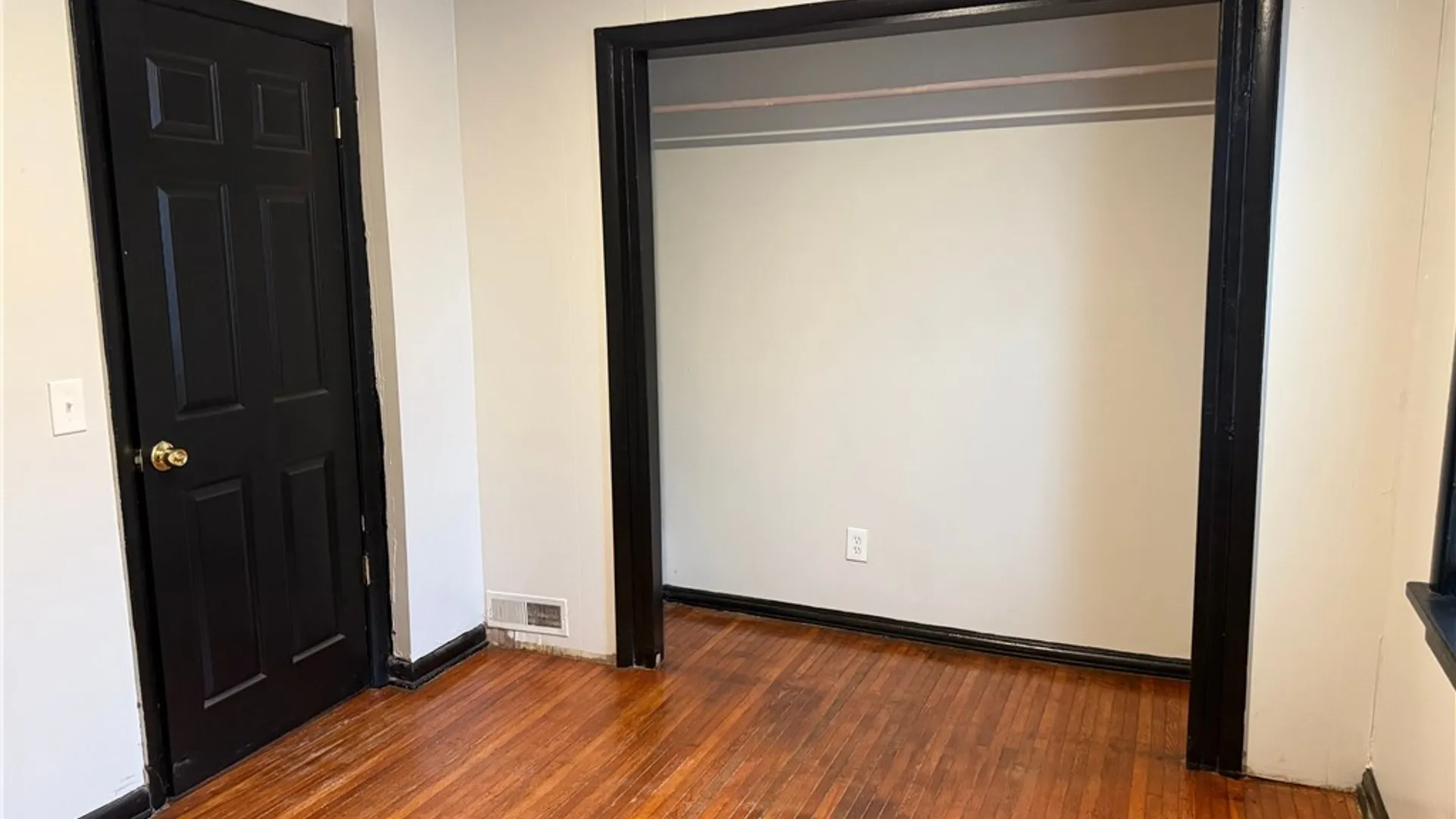 Property at 710 -712 Jay Street, Rochester, NY 14611 8