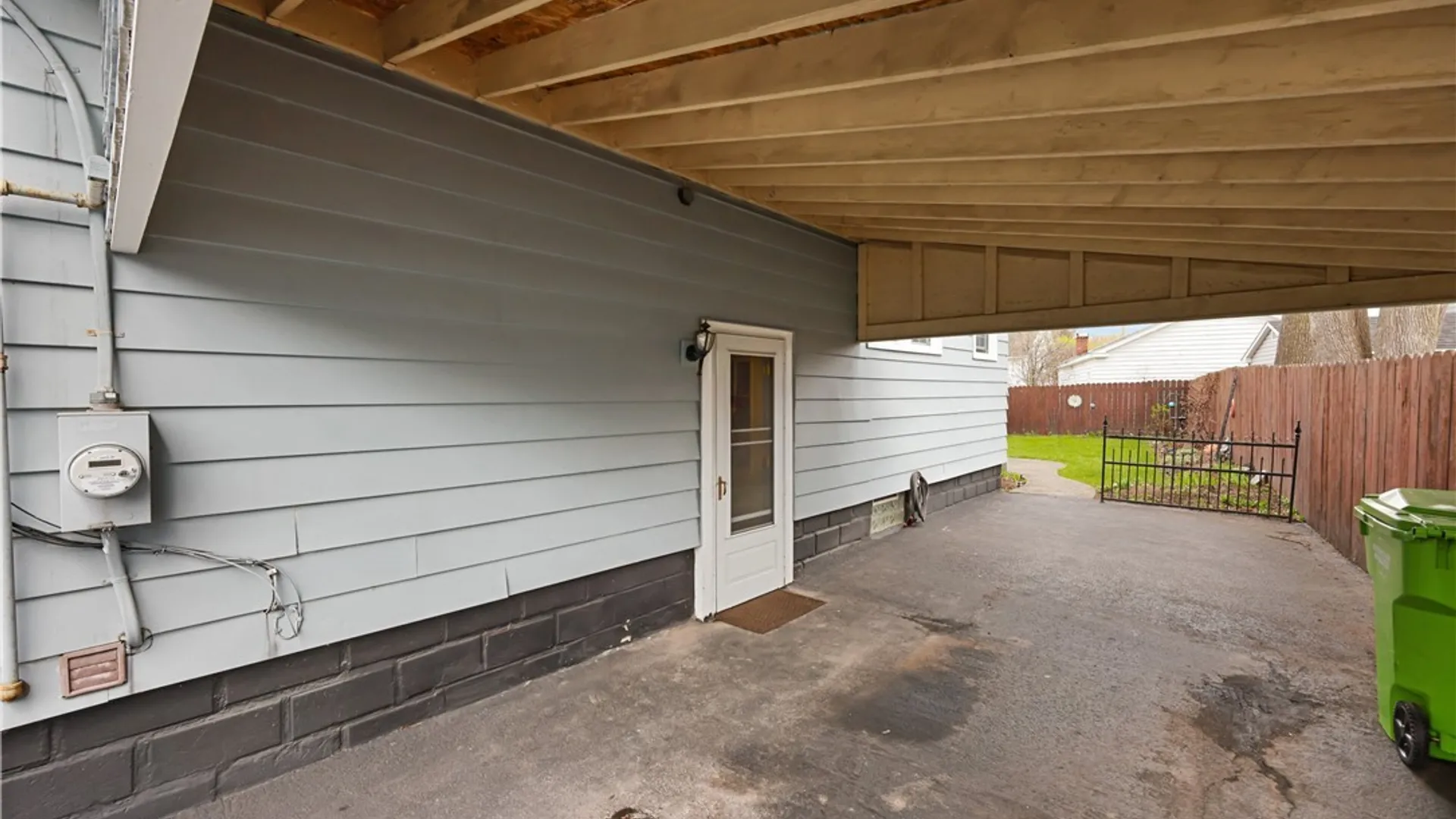 Property at 220 Roxford Road, Salina, NY 13208 25