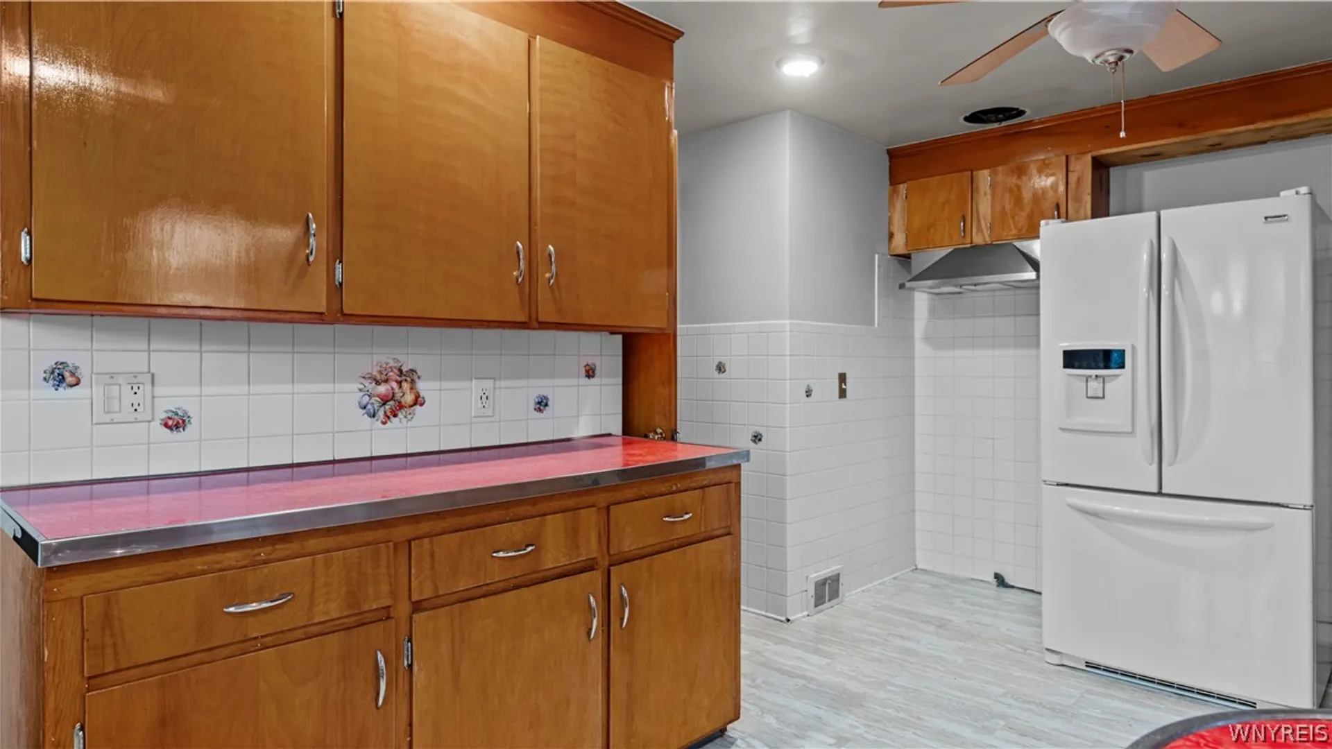 Property at 15 Hamilton Avenue, Lackawanna, NY 14218 14