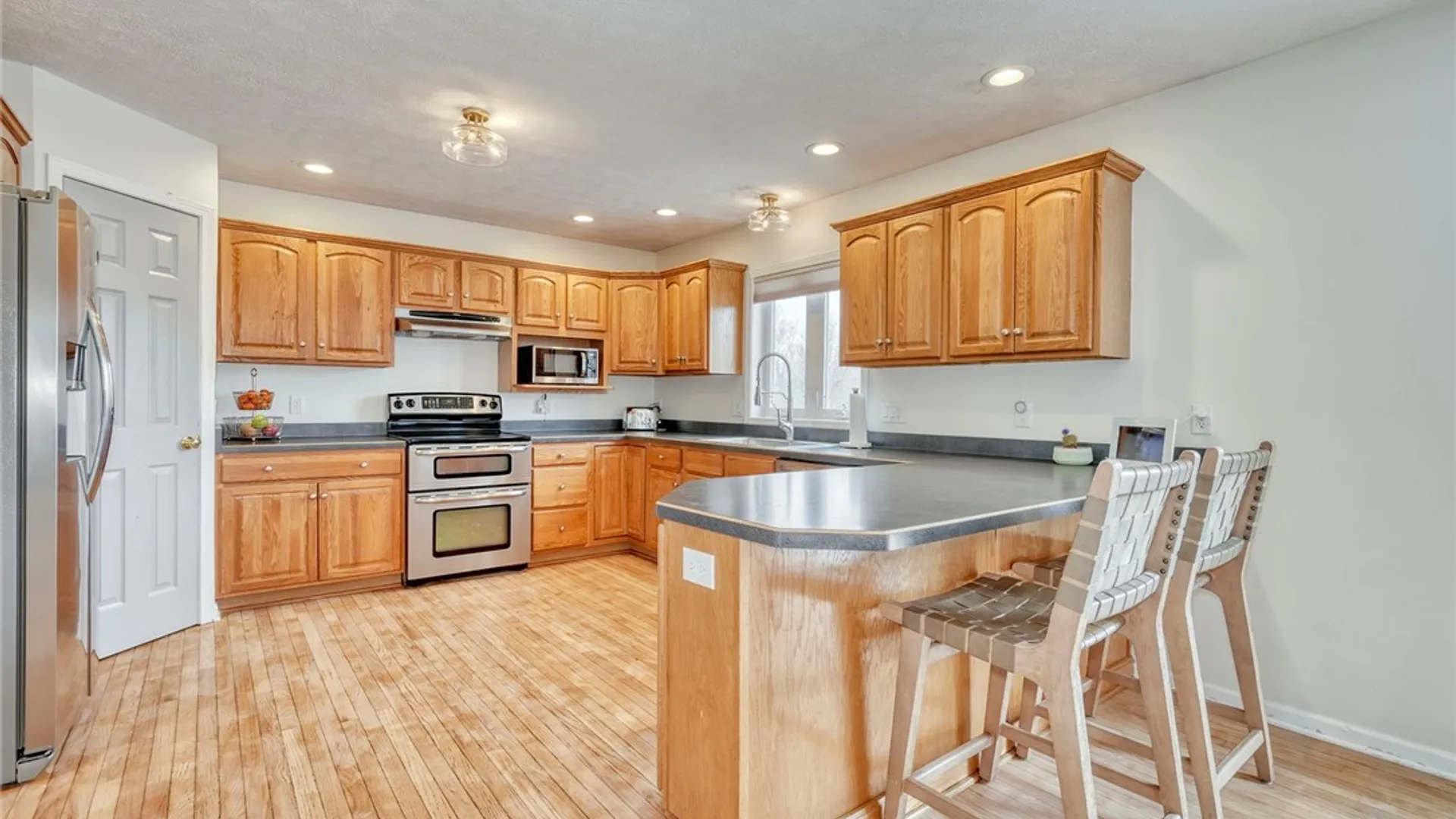 Property at 6430 Sunray Crest Dr, Victor, NY 14564 10