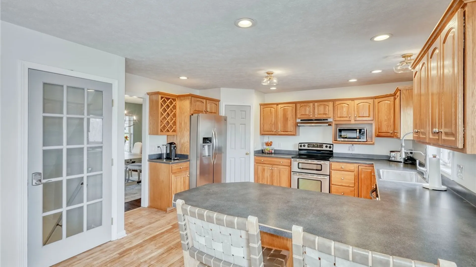 Property at 6430 Sunray Crest Dr, Victor, NY 14564 11